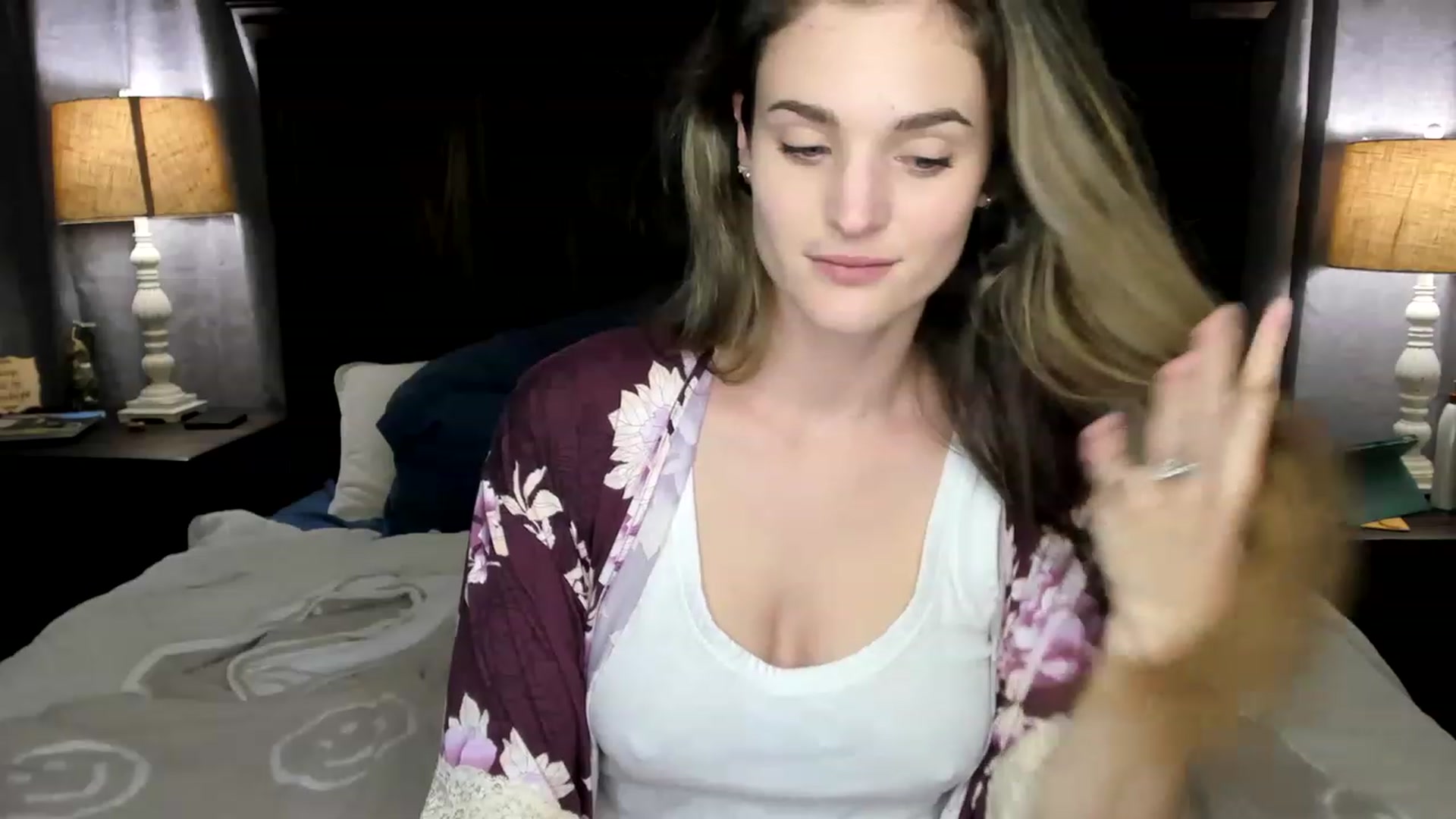 Gallery image thumbnail from Ember_Lynne's myfreecams stream on, 02/16/2023, 03:34 image 8 of 20