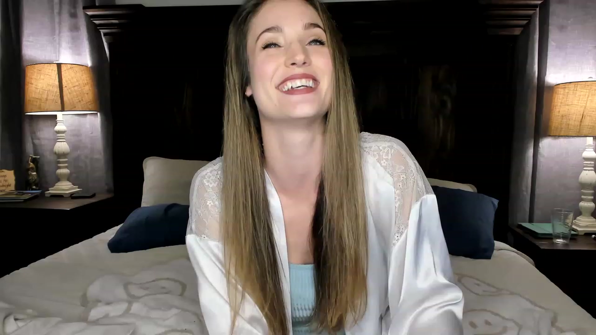 Gallery image thumbnail from Ember_Lynne's myfreecams stream on, 02/24/2023, 02:06 image 14 of 20