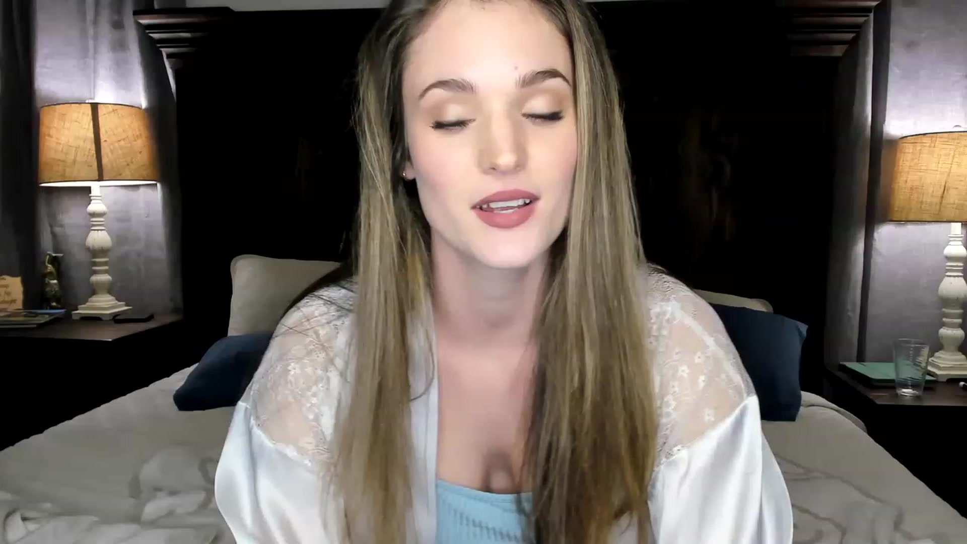 Gallery image thumbnail from Ember_Lynne's myfreecams stream on, 02/24/2023, 02:06 image 7 of 20