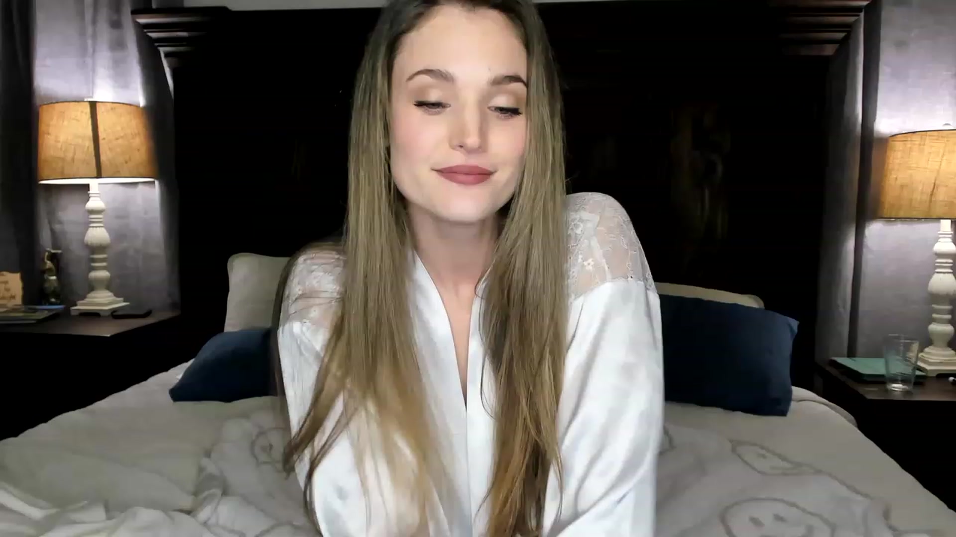 Gallery image thumbnail from Ember_Lynne's myfreecams stream on, 02/24/2023, 02:30 image 6 of 20