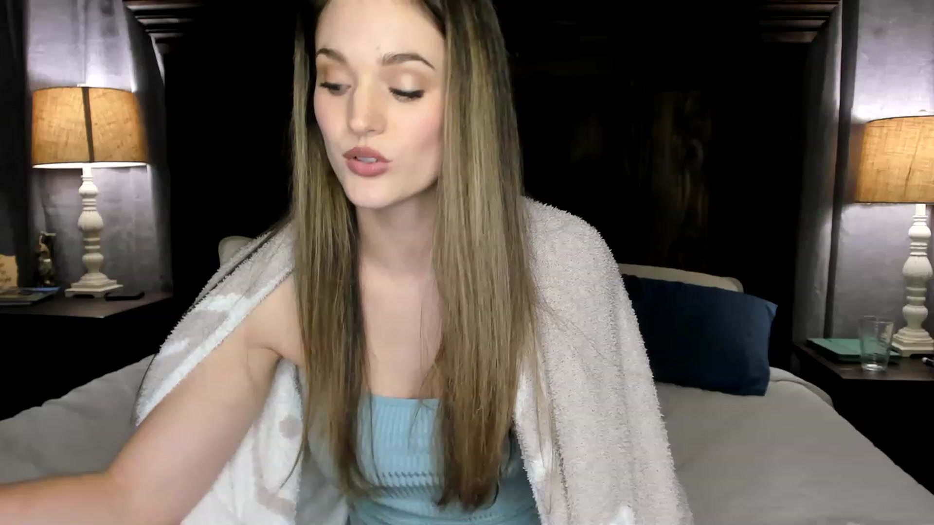 Gallery image thumbnail from Ember_Lynne's myfreecams stream on, 02/24/2023, 04:46 image 2 of 20