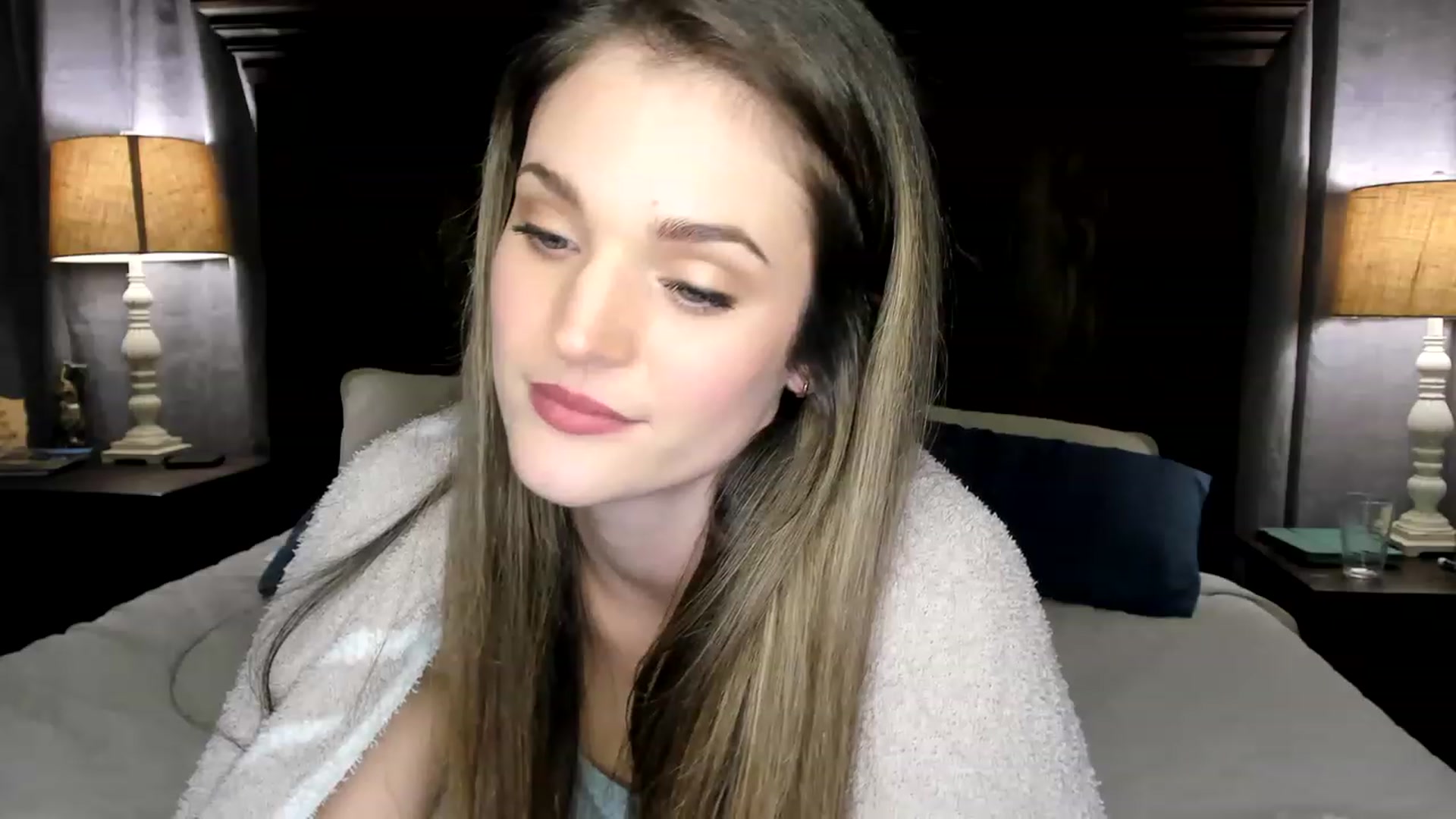 Gallery image thumbnail from Ember_Lynne's myfreecams stream on, 02/24/2023, 04:46 image 3 of 20