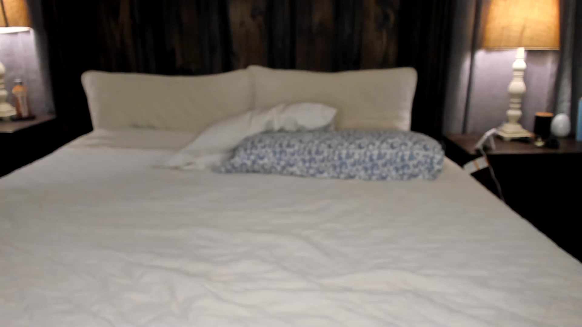 Gallery image thumbnail from Ember_Lynne's myfreecams stream on, 03/21/2023, 02:08 image 12 of 20