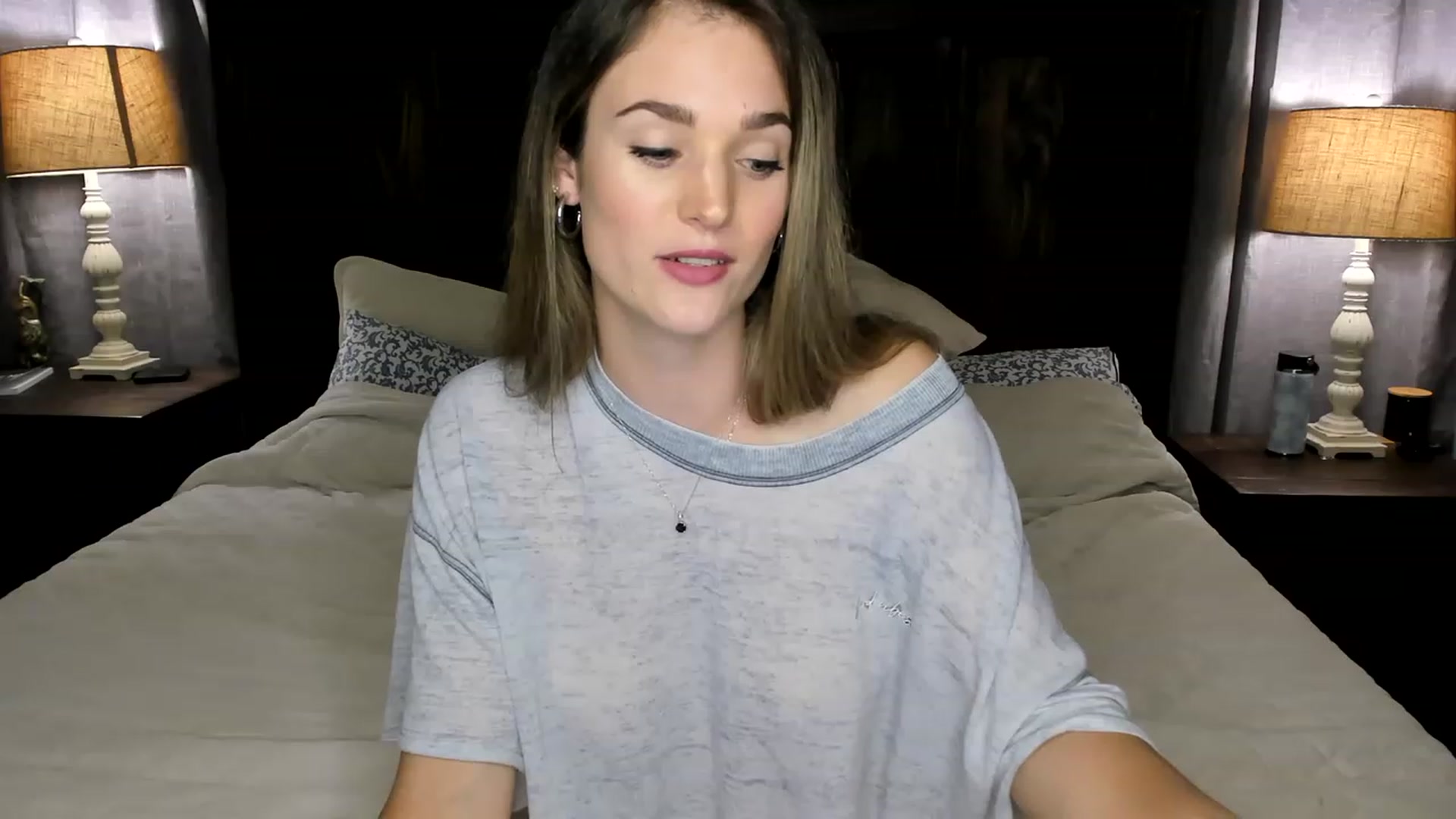Gallery image thumbnail from Ember_Lynne's myfreecams stream on, 03/26/2023, 01:36 image 4 of 20