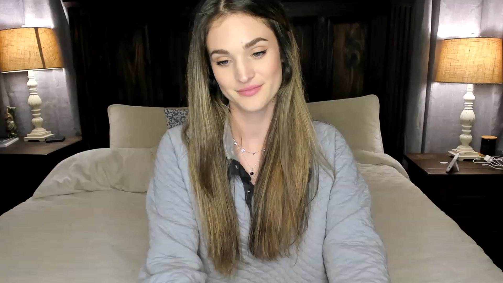 Gallery image thumbnail from Ember_Lynne's myfreecams stream on, 04/04/2023, 02:30 image 9 of 20