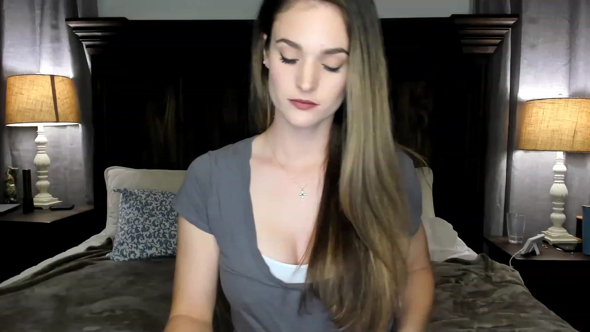 Gallery image thumbnail from Ember_Lynne's myfreecams stream on, 04/13/2023, 03:03 image 1 of 20