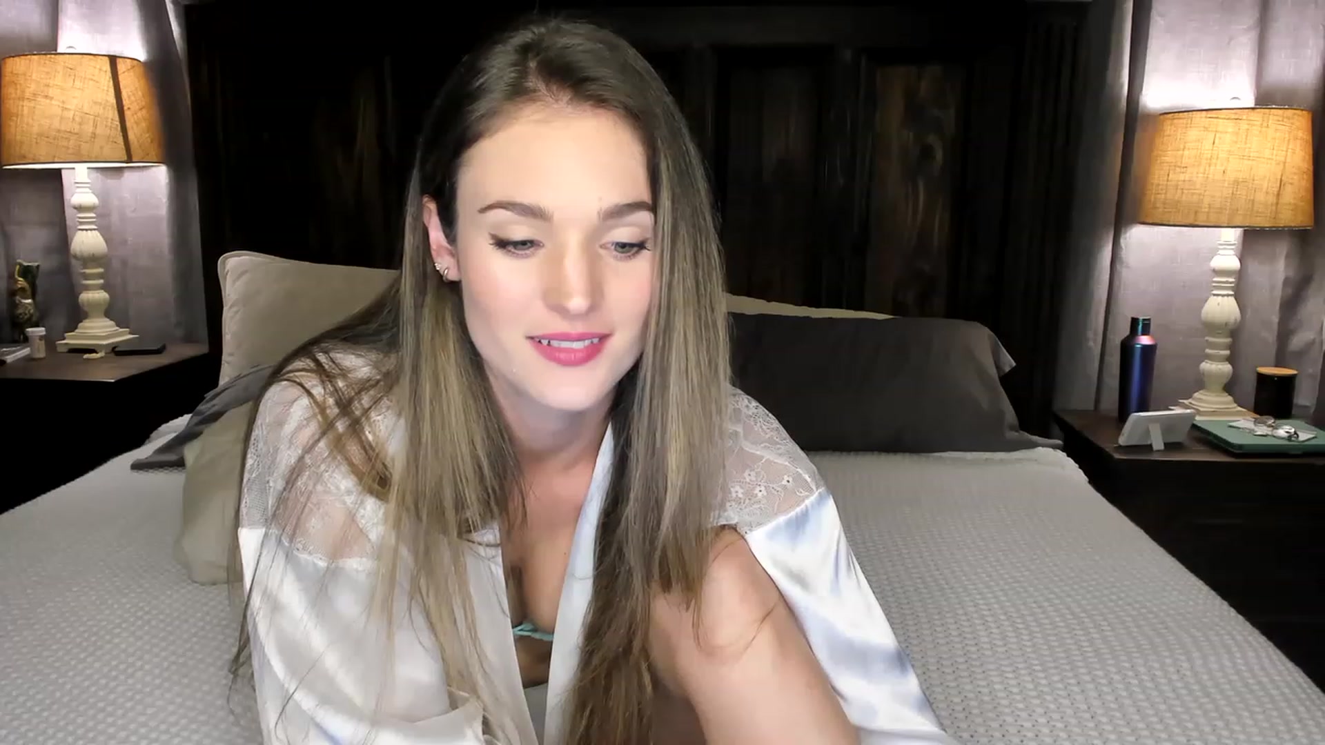 Gallery image thumbnail from Ember_Lynne's myfreecams stream on, 05/03/2023, 04:14 image 2 of 20