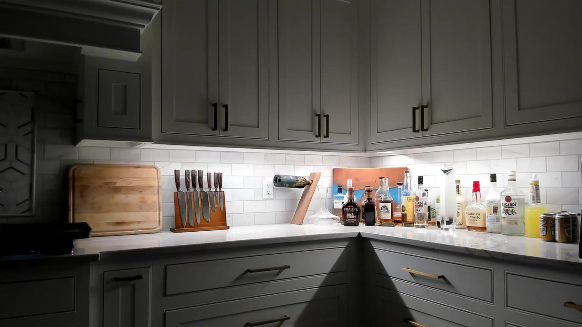 Gallery image thumbnail from Ember_Lynne's myfreecams stream on, 05/23/2023, 04:52 image 17 of 20