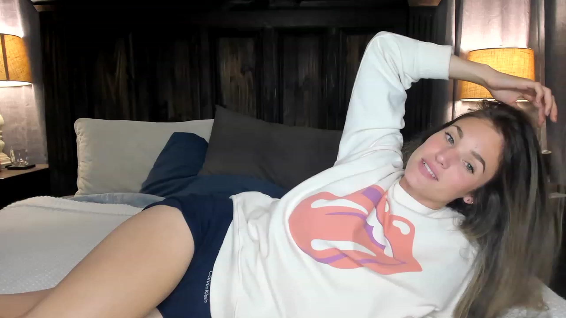 Gallery image thumbnail from Ember_Lynne's myfreecams stream on, 06/04/2023, 02:54 image 18 of 20