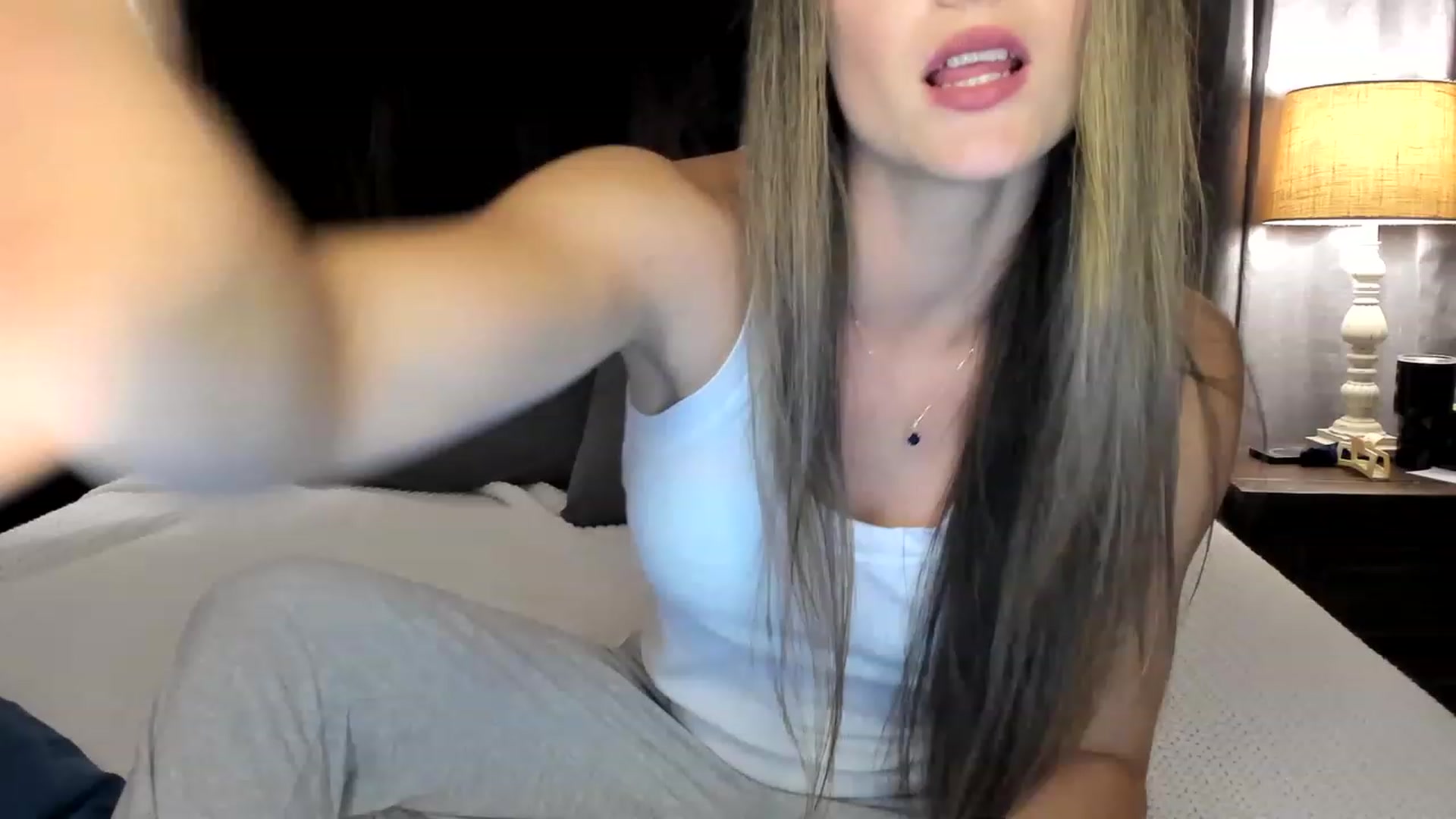 Gallery image thumbnail from Ember_Lynne's myfreecams stream on, 06/06/2023, 01:47 image 7 of 20