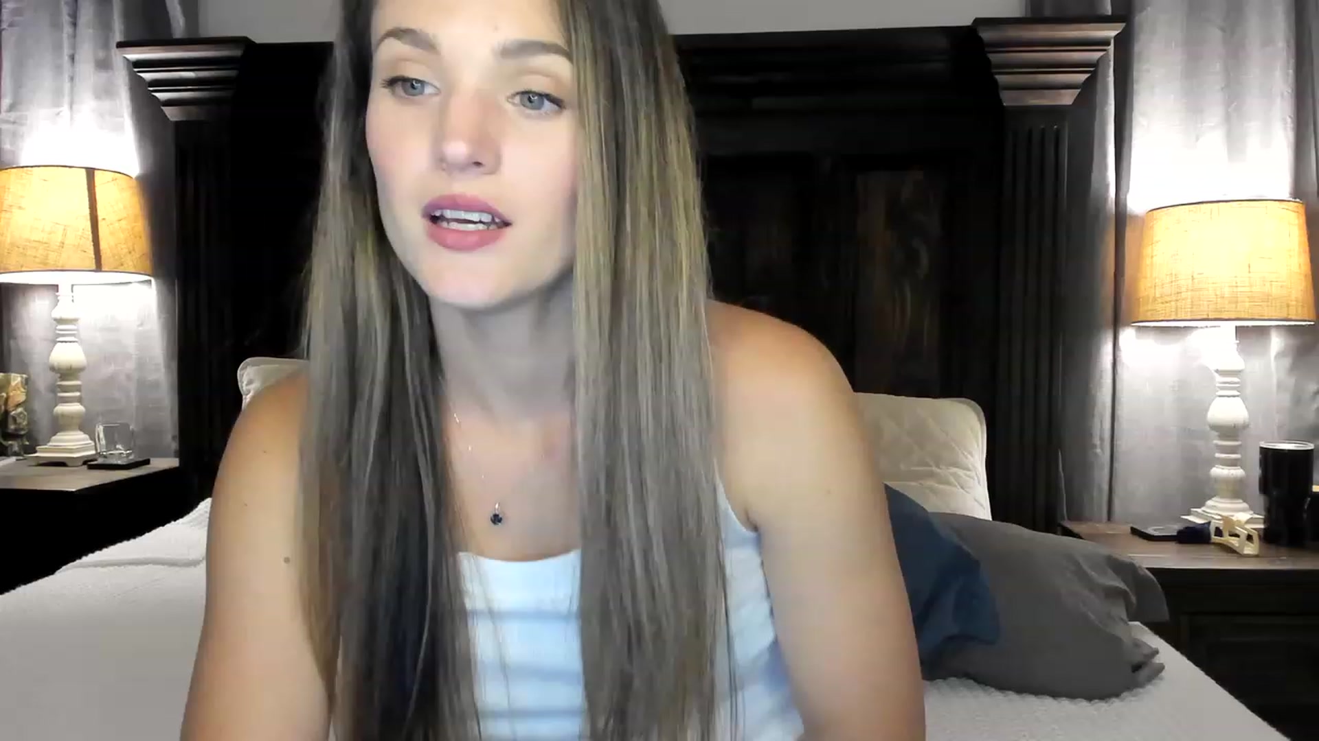 Gallery image thumbnail from Ember_Lynne's myfreecams stream on, 06/06/2023, 01:47 image 18 of 20