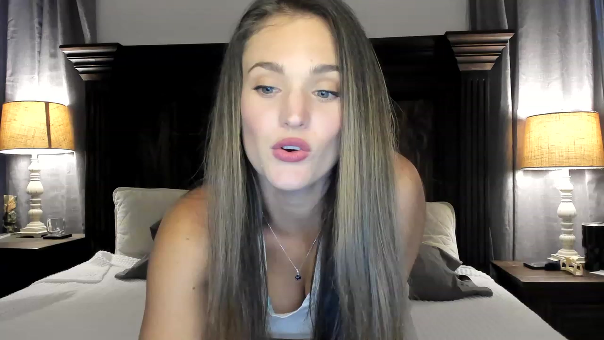 Gallery image thumbnail from Ember_Lynne's myfreecams stream on, 06/06/2023, 01:47 image 1 of 20
