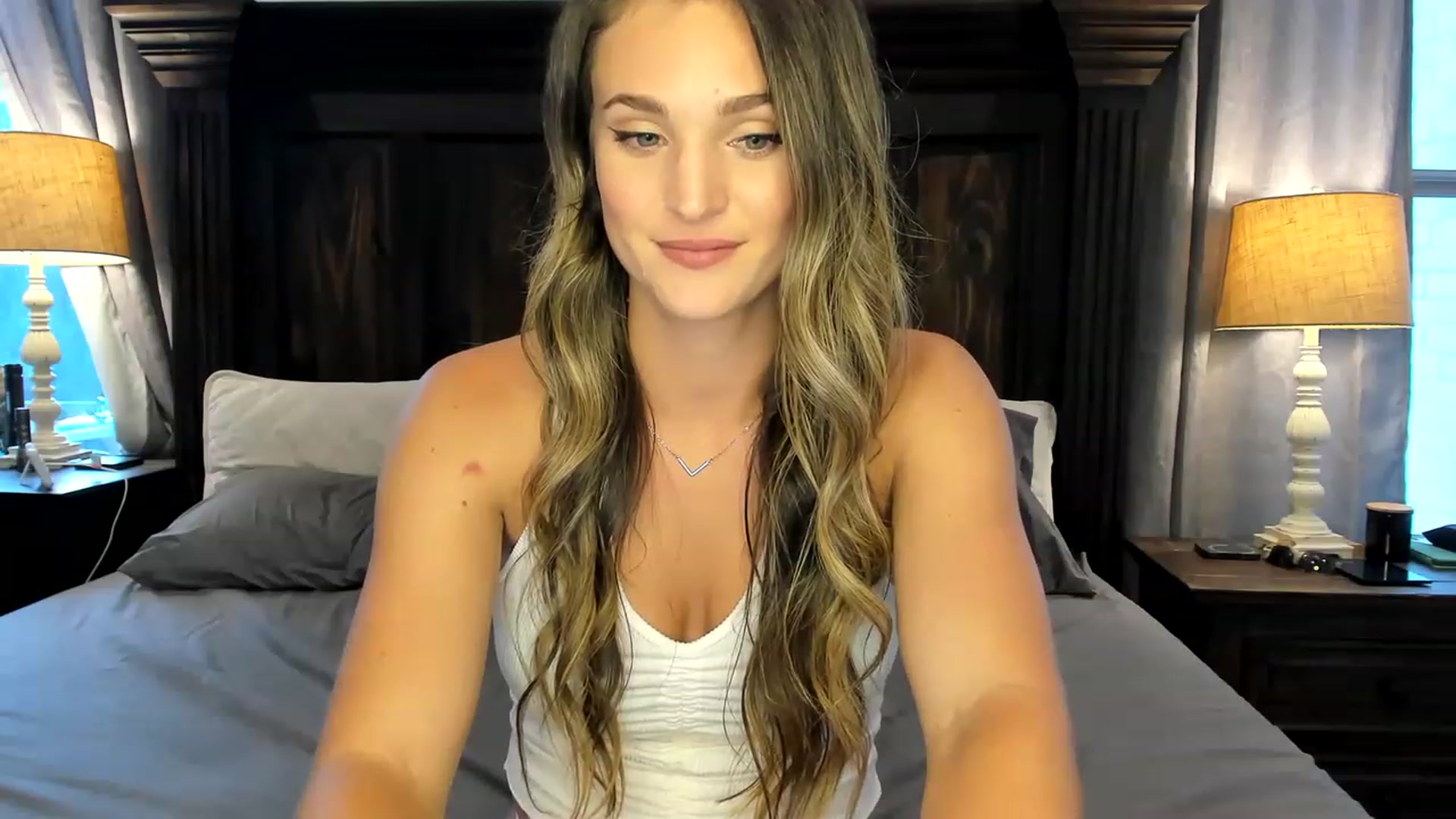 Gallery image thumbnail from Ember_Lynne's myfreecams stream on, 06/27/2023, 01:49 image 3 of 20