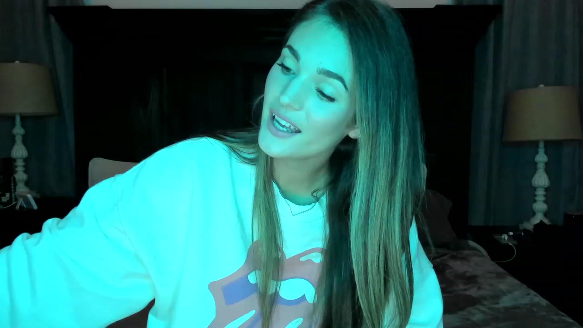 Gallery image thumbnail from Ember_Lynne's myfreecams stream on, 06/29/2023, 02:32 image 3 of 20