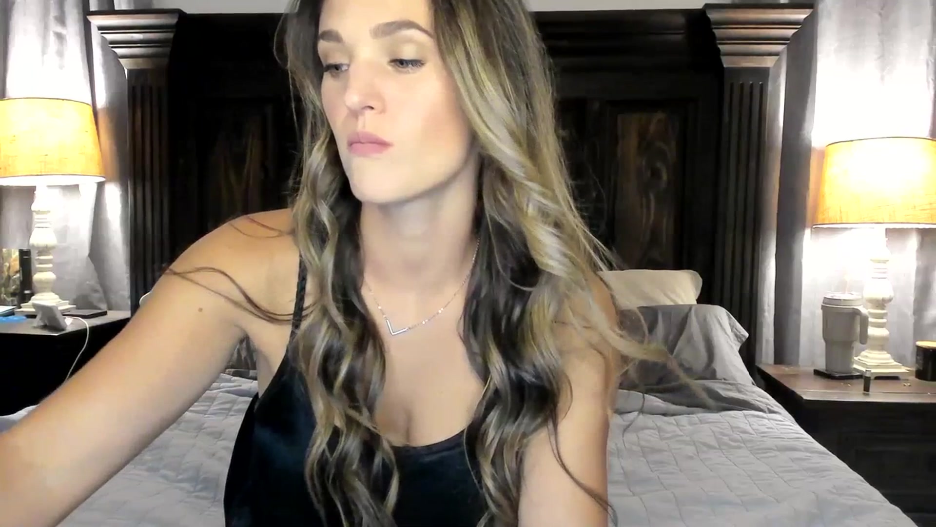 Gallery image thumbnail from Ember_Lynne's myfreecams stream on, 07/11/2023, 02:39 image 2 of 20