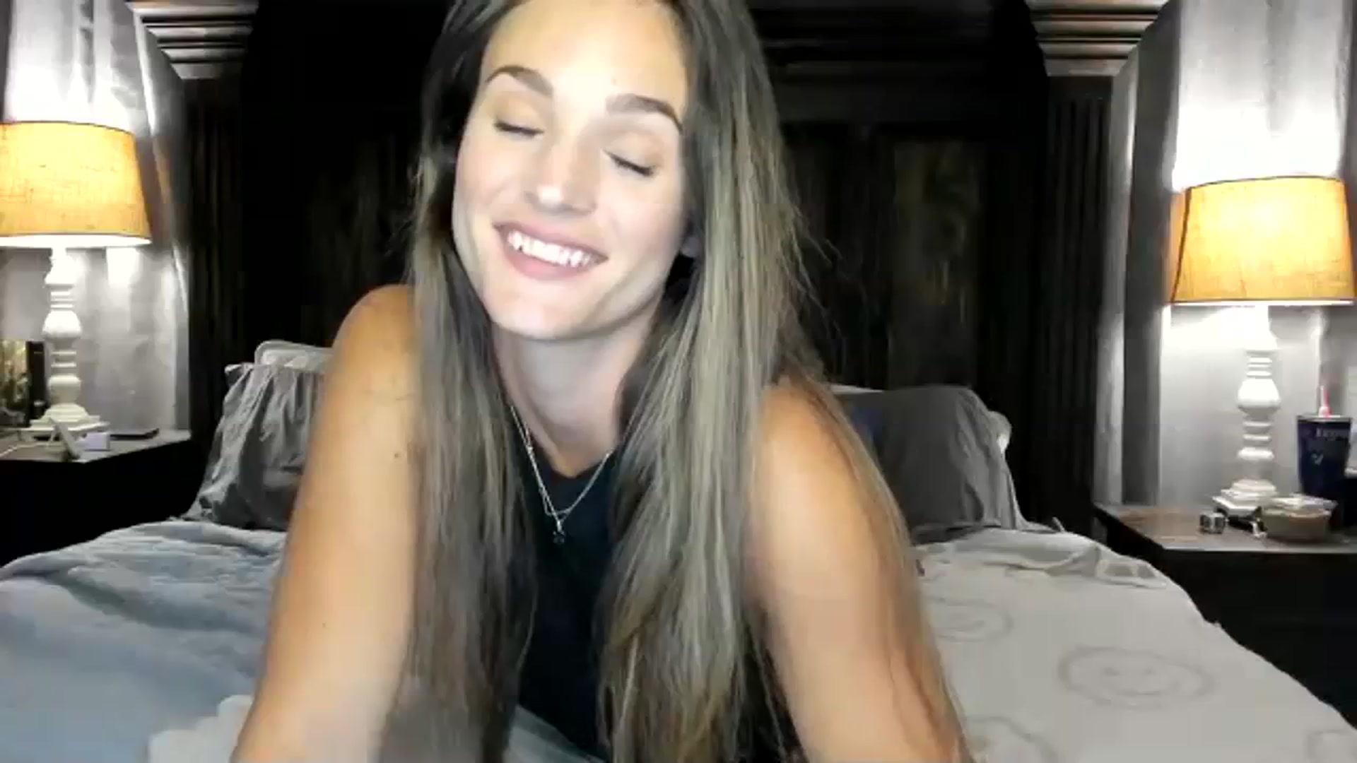Gallery image thumbnail from Ember_Lynne's myfreecams stream on, 07/25/2023, 02:19 image 1 of 20
