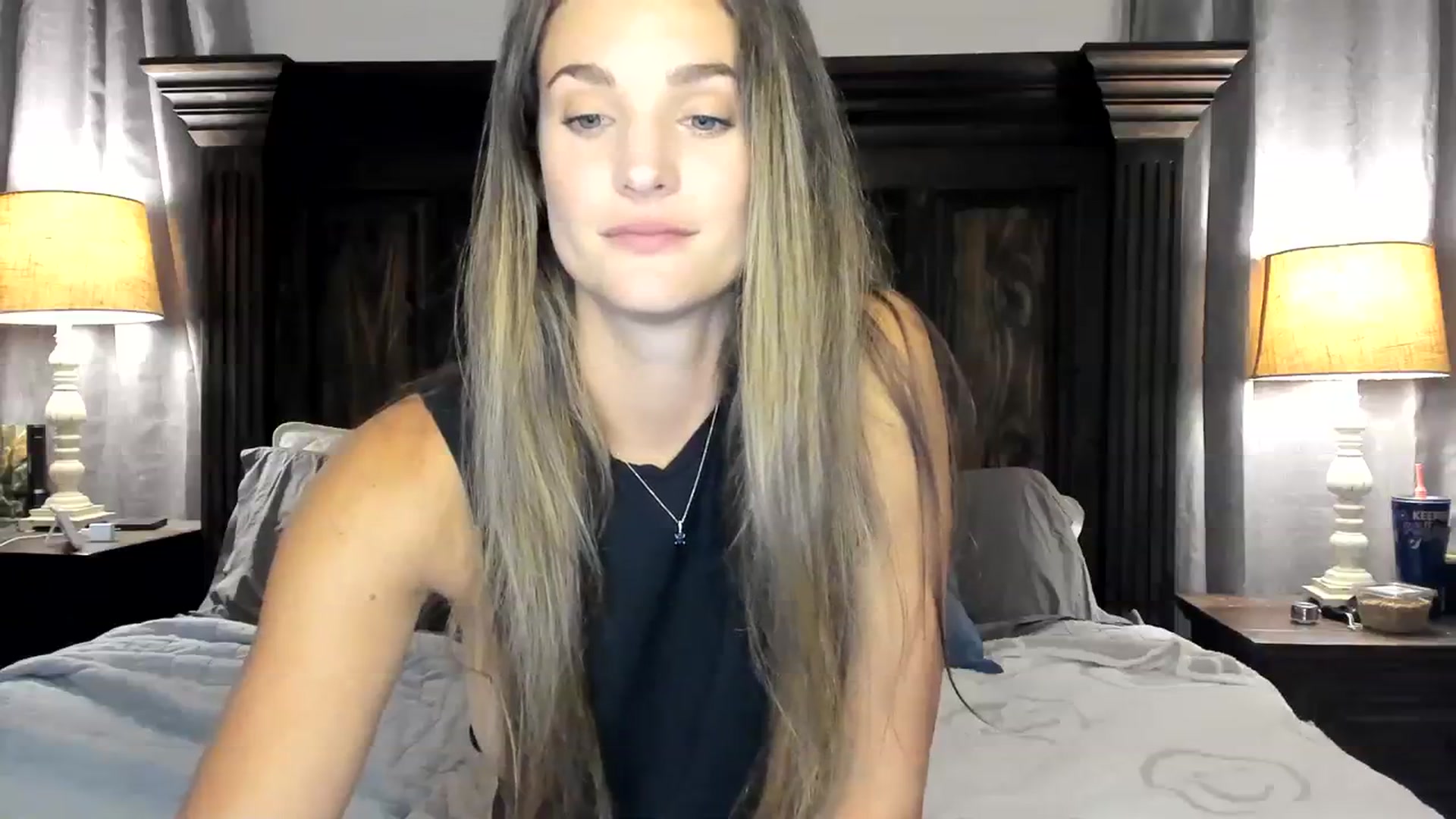 Gallery image thumbnail from Ember_Lynne's myfreecams stream on, 07/25/2023, 02:19 image 6 of 20