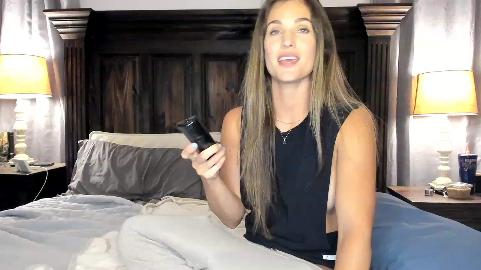 Gallery image thumbnail from Ember_Lynne's myfreecams stream on, 07/25/2023, 04:45 image 5 of 20