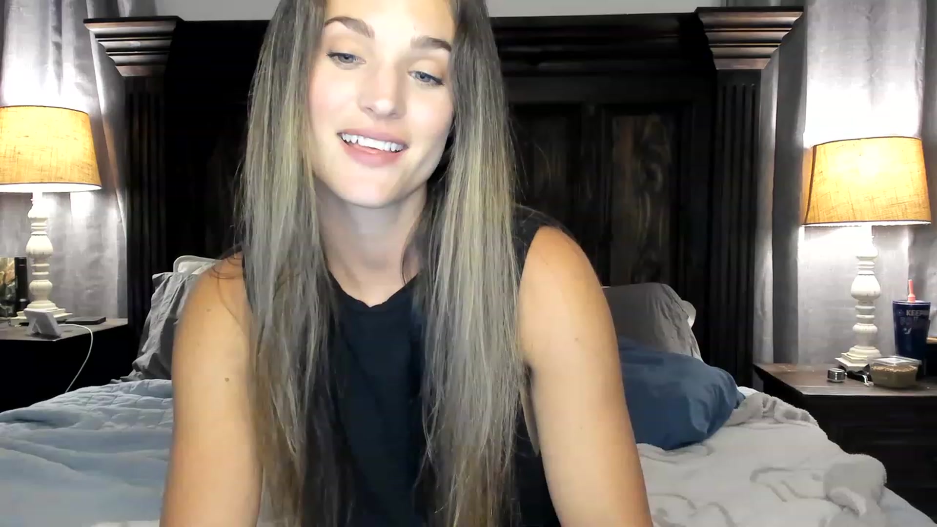 Gallery image thumbnail from Ember_Lynne's myfreecams stream on, 07/25/2023, 04:45 image 2 of 20
