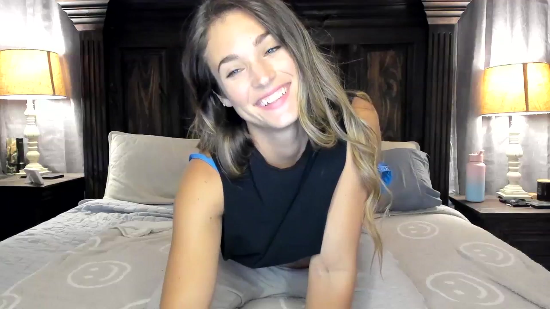 Gallery image thumbnail from Ember_Lynne's myfreecams stream on, 08/03/2023, 02:25 image 19 of 20