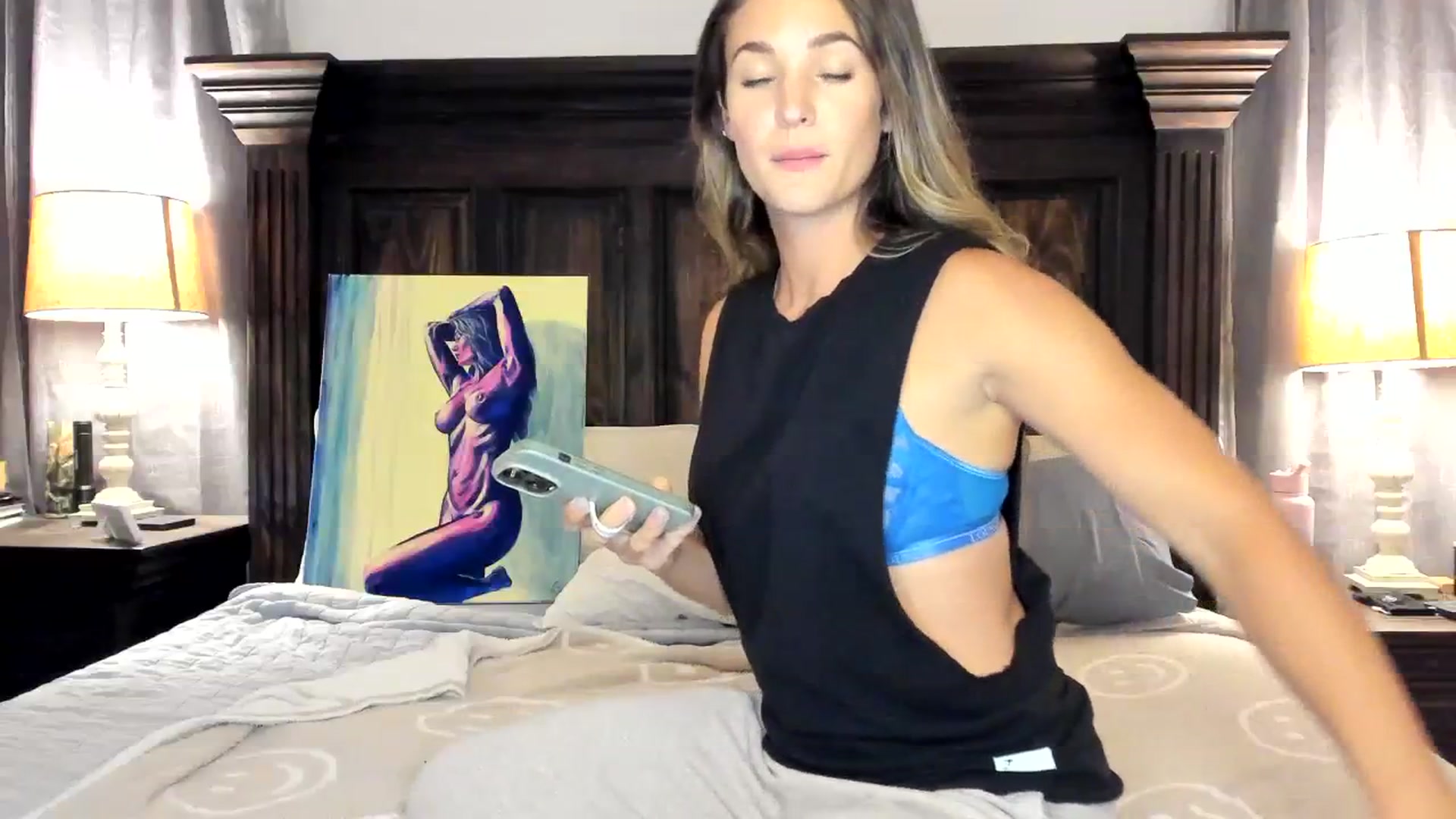 Gallery image thumbnail from Ember_Lynne's myfreecams stream on, 08/03/2023, 02:25 image 5 of 20