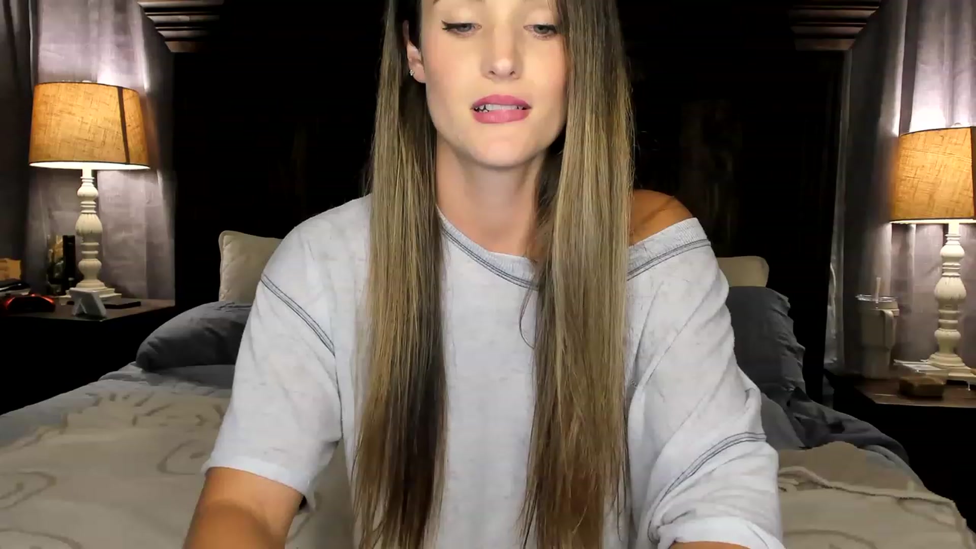 Gallery image thumbnail from Ember_Lynne's myfreecams stream on, 08/05/2023, 03:47 image 3 of 20