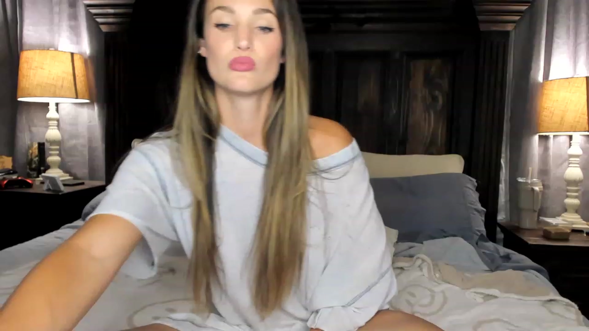Gallery image thumbnail from Ember_Lynne's myfreecams stream on, 08/05/2023, 03:47 image 5 of 20