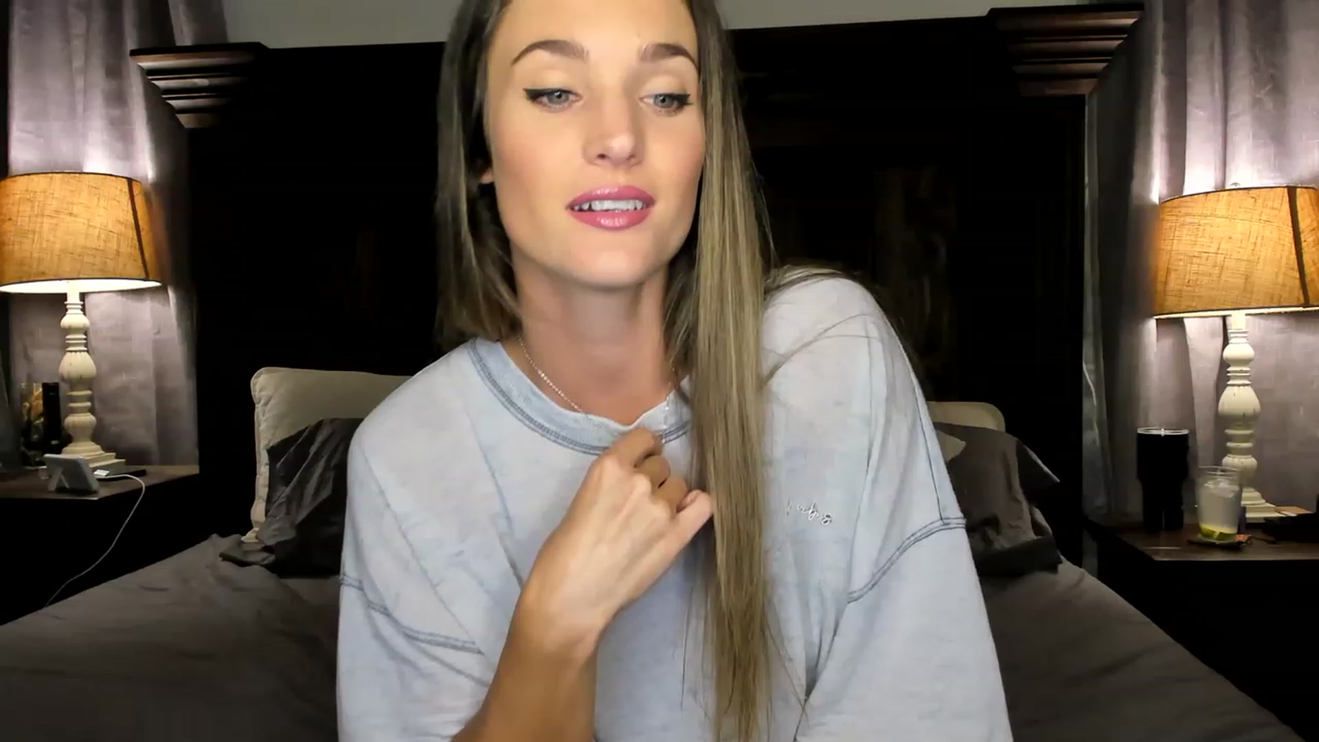 Gallery image thumbnail from Ember_Lynne's myfreecams stream on, 08/15/2023, 02:42 image 3 of 20