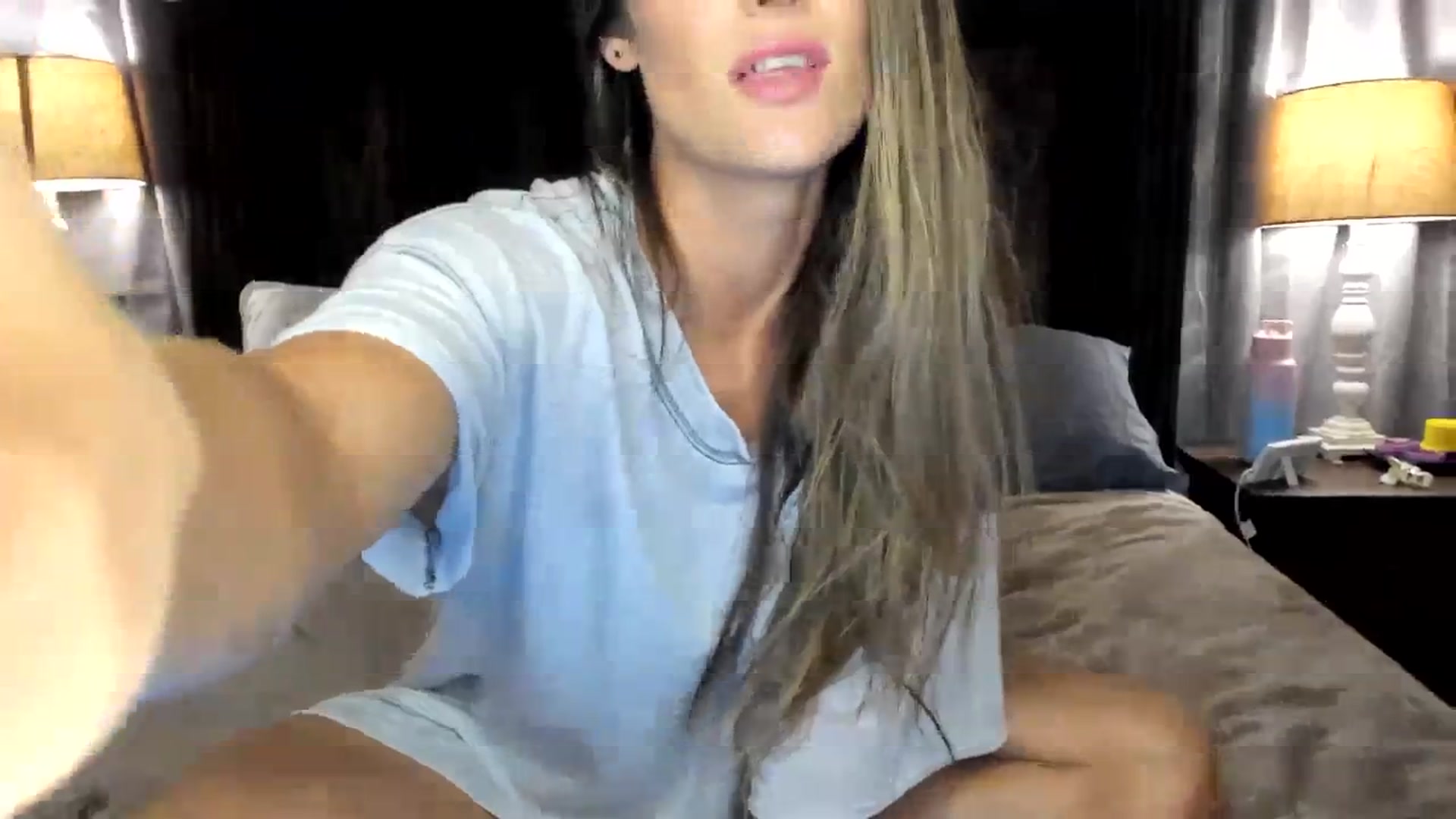 Gallery image thumbnail from Ember_Lynne's myfreecams stream on, 09/03/2023, 03:48 image 4 of 20
