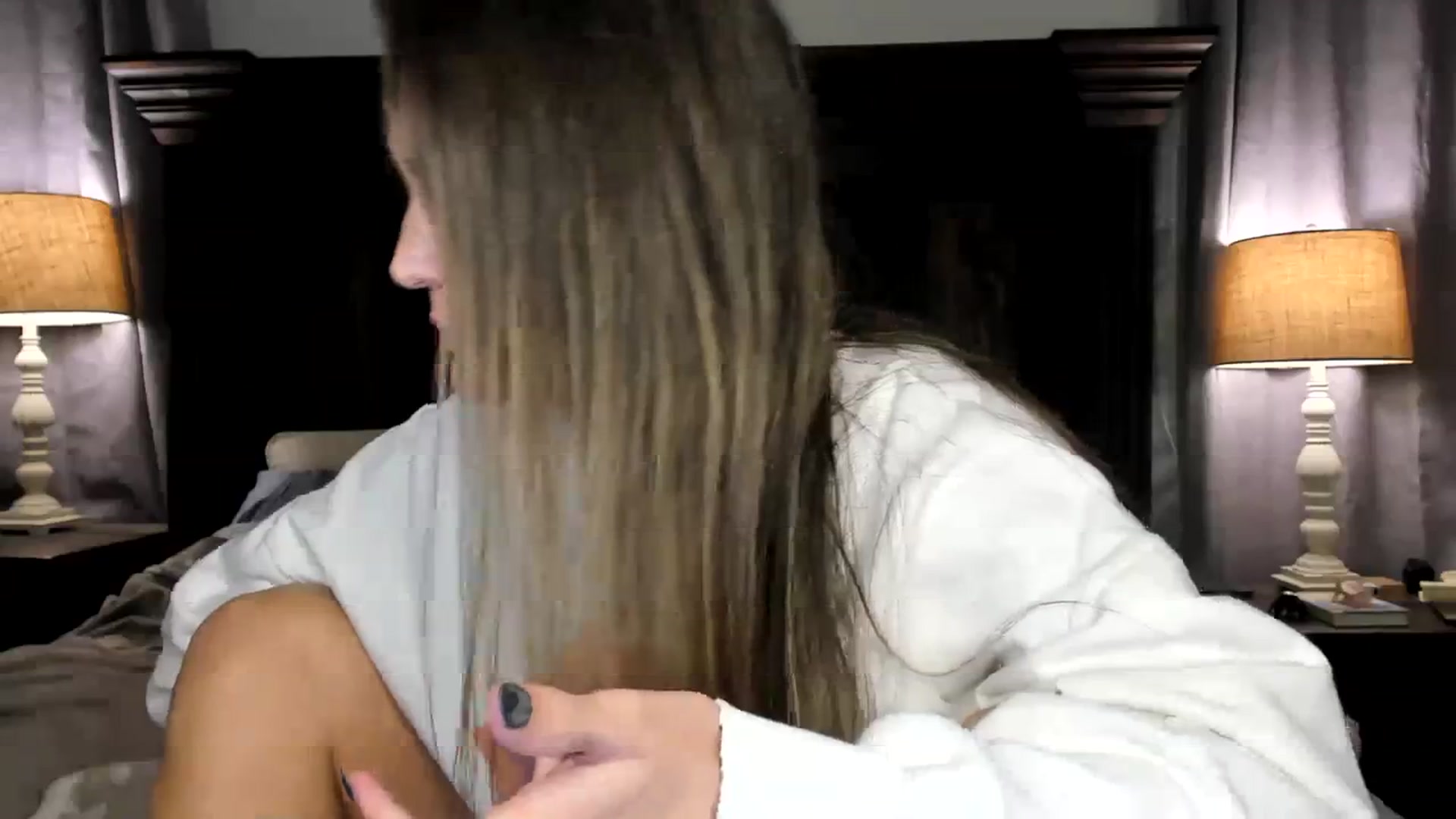 Gallery image thumbnail from Ember_Lynne's myfreecams stream on, 09/23/2023, 01:52 image 13 of 20