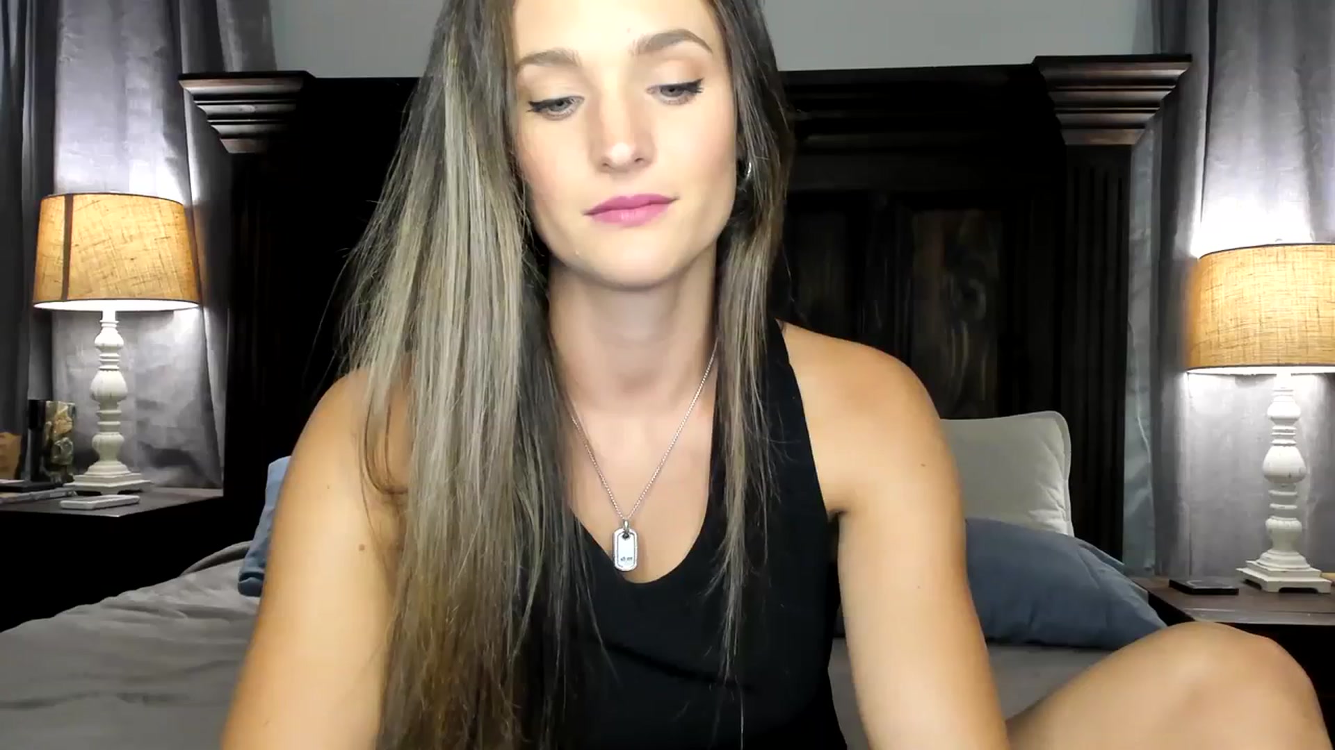 Gallery image thumbnail from Ember_Lynne's myfreecams stream on, 09/27/2023, 01:48 image 16 of 20
