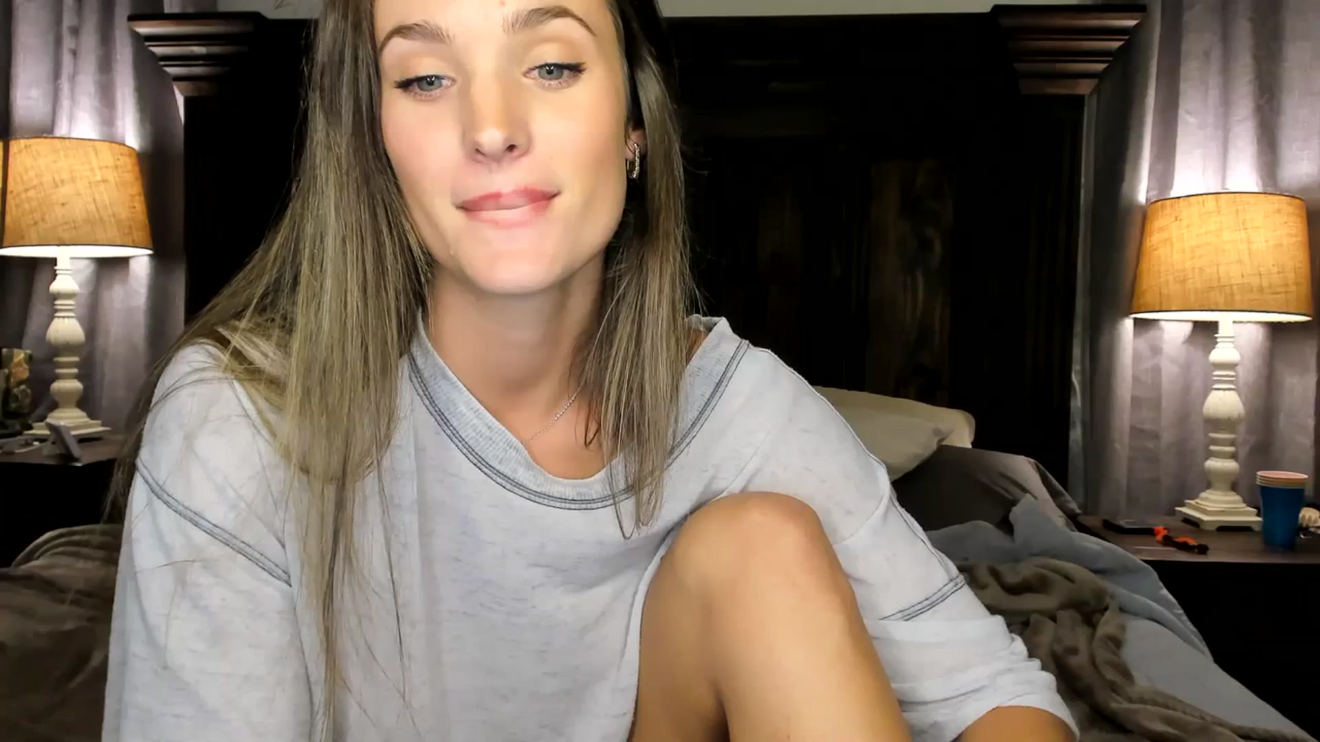 Gallery image thumbnail from Ember_Lynne's myfreecams stream on, 10/24/2023, 02:23 image 17 of 20