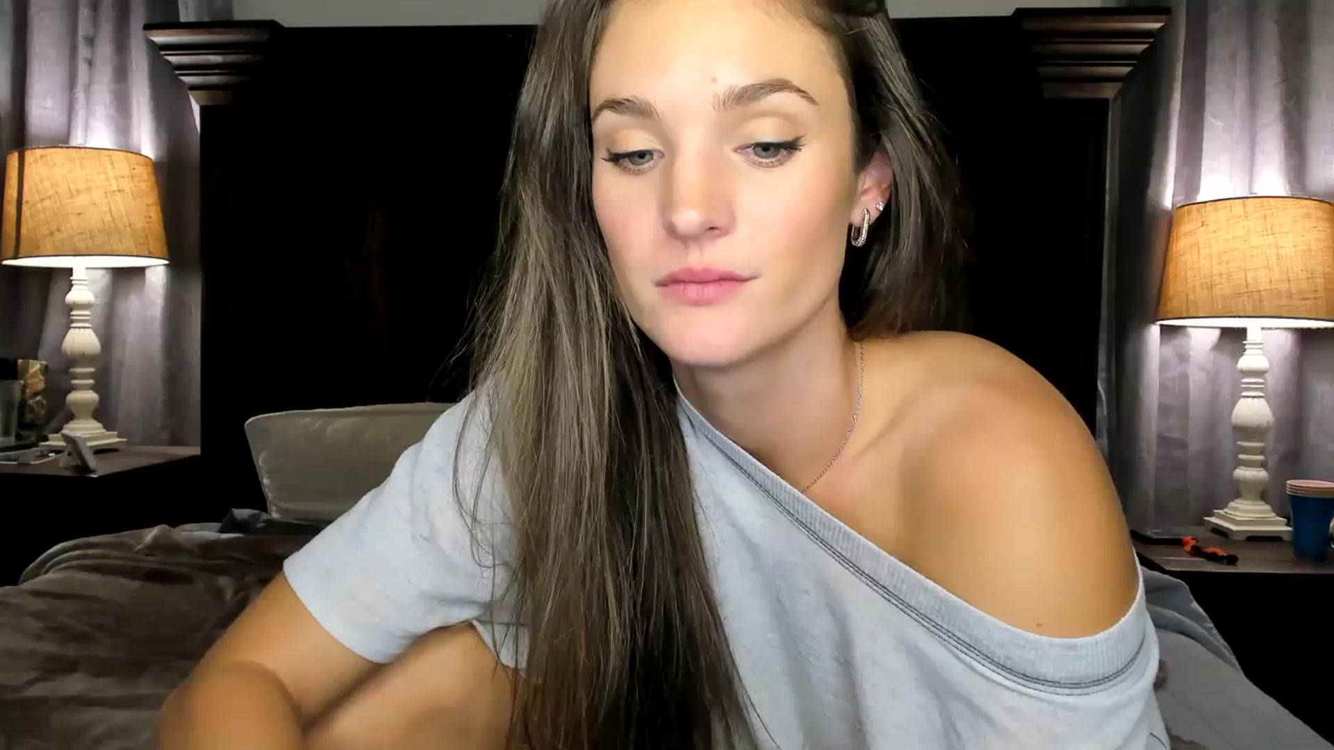 Gallery image thumbnail from Ember_Lynne's myfreecams stream on, 10/24/2023, 04:35 image 1 of 20