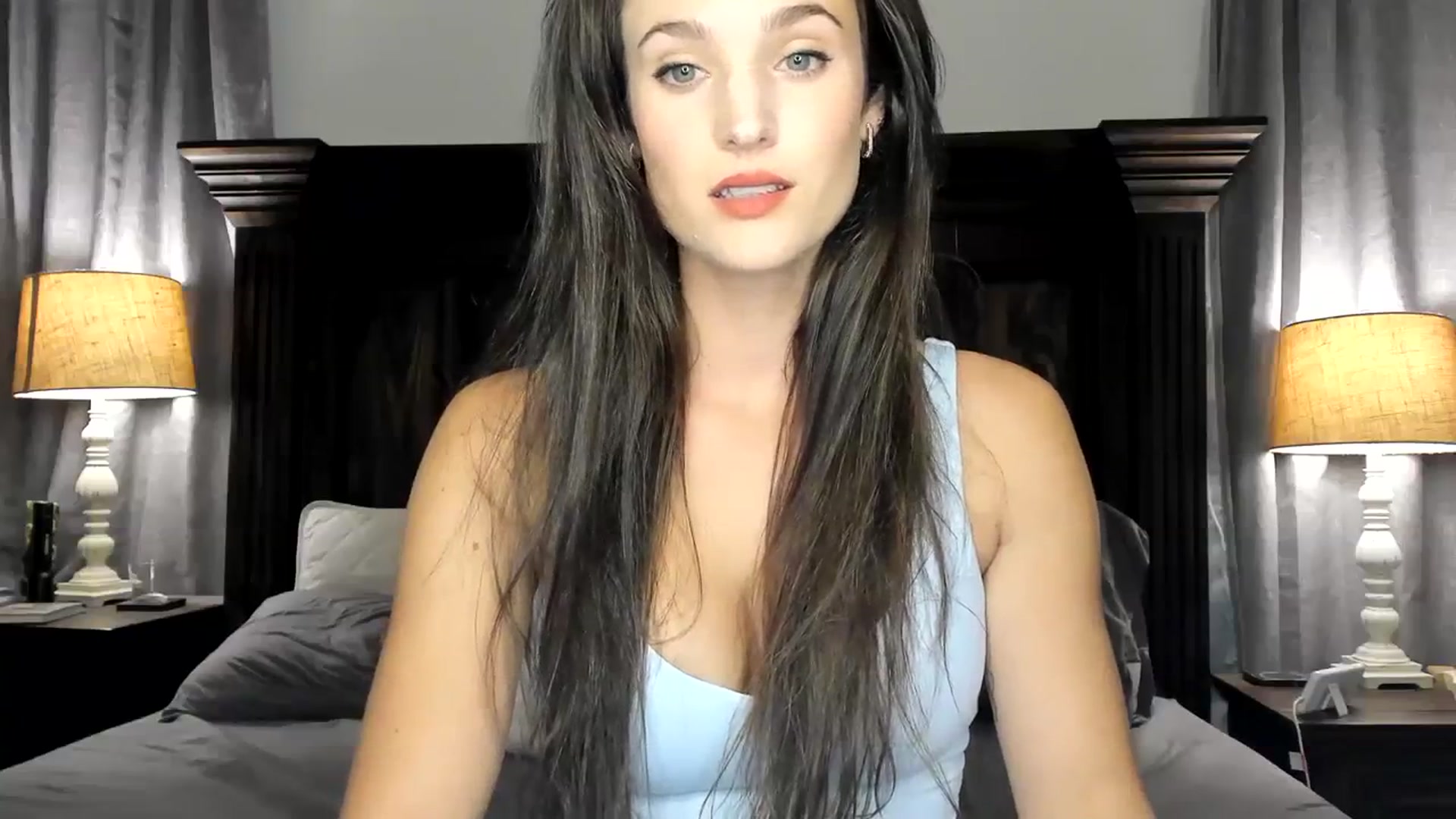 Gallery image thumbnail from Ember_Lynne's myfreecams stream on, 11/14/2023, 02:52 image 2 of 20
