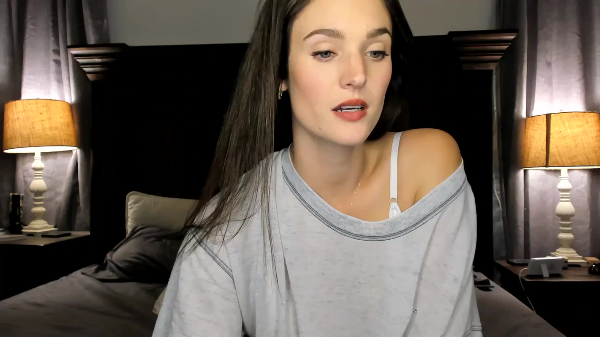 Gallery image thumbnail from Ember_Lynne's myfreecams stream on, 12/05/2023, 01:44 image 3 of 20