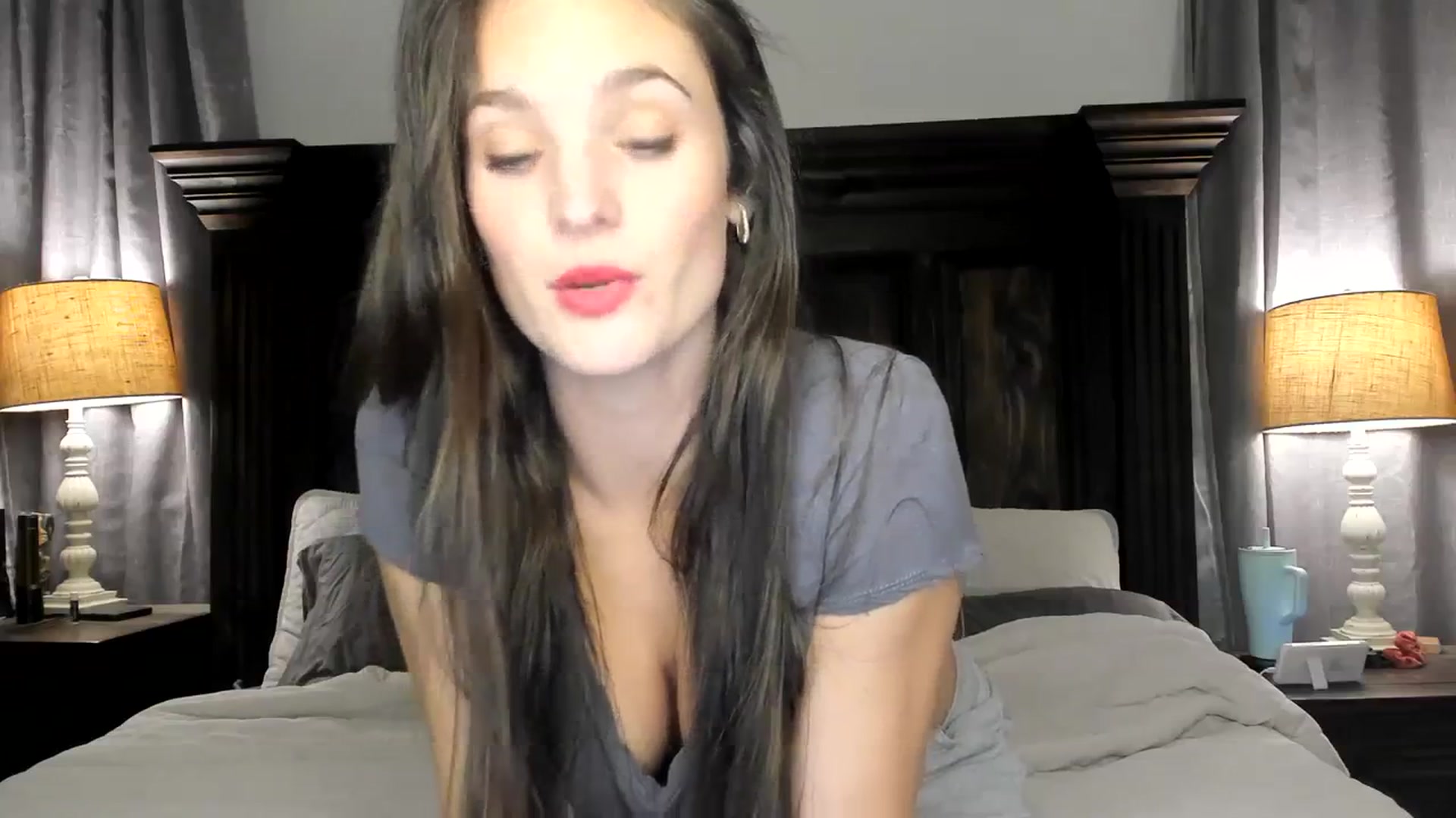 Gallery image thumbnail from Ember_Lynne's myfreecams stream on, 01/30/2024, 04:00 image 6 of 20