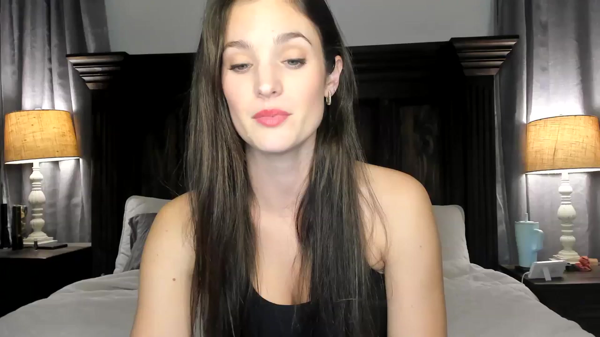 Gallery image thumbnail from Ember_Lynne's myfreecams stream on, 01/30/2024, 05:28 image 5 of 20
