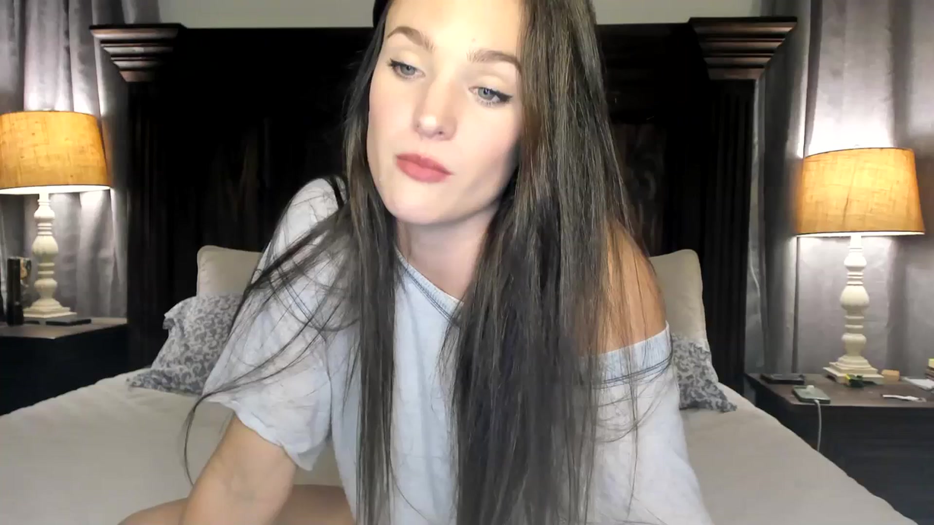 Gallery image thumbnail from Ember_Lynne's myfreecams stream on, 02/13/2024, 04:25 image 16 of 20