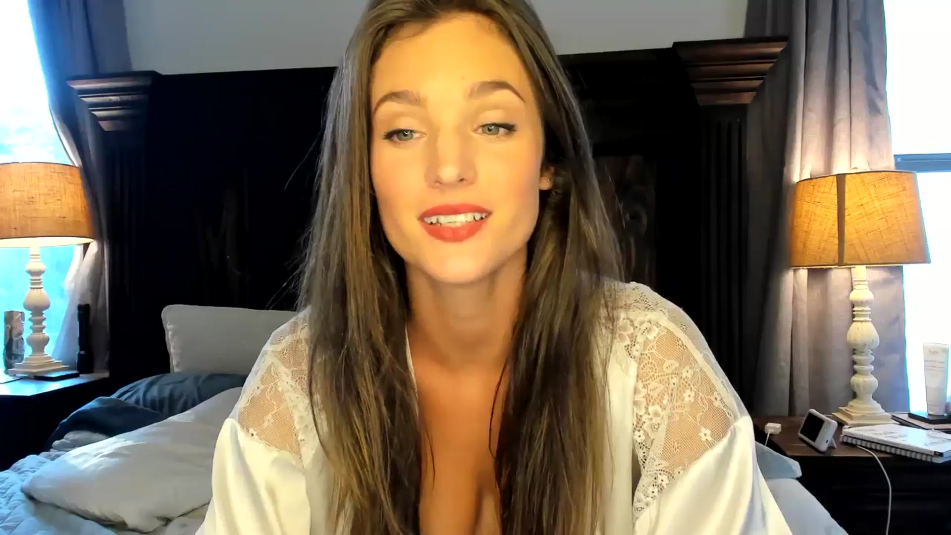 Gallery image thumbnail from Ember_Lynne's myfreecams stream on, 09/26/2024, 23:19 image 19 of 20