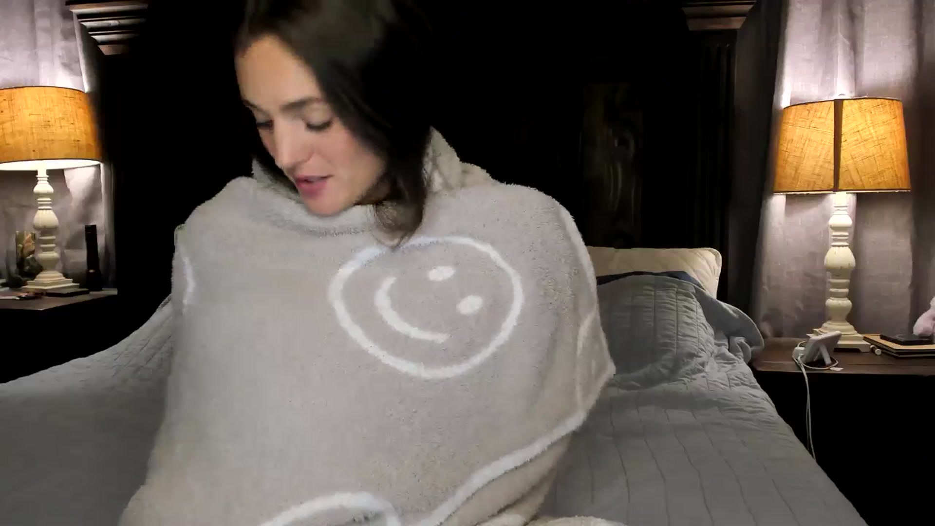 Gallery image thumbnail from Ember_Lynne's myfreecams stream on, 10/01/2024, 02:31 image 15 of 20