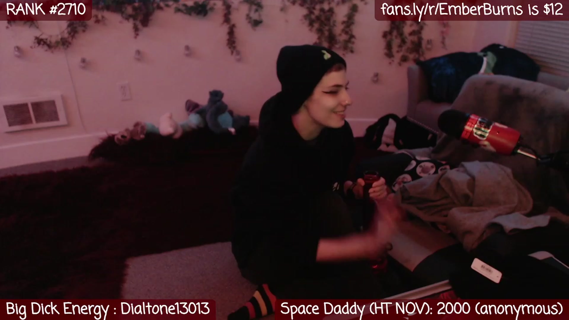 Gallery image thumbnail from Emberburns's myfreecams stream on, 11/29/2022, 03:35 image 19 of 20