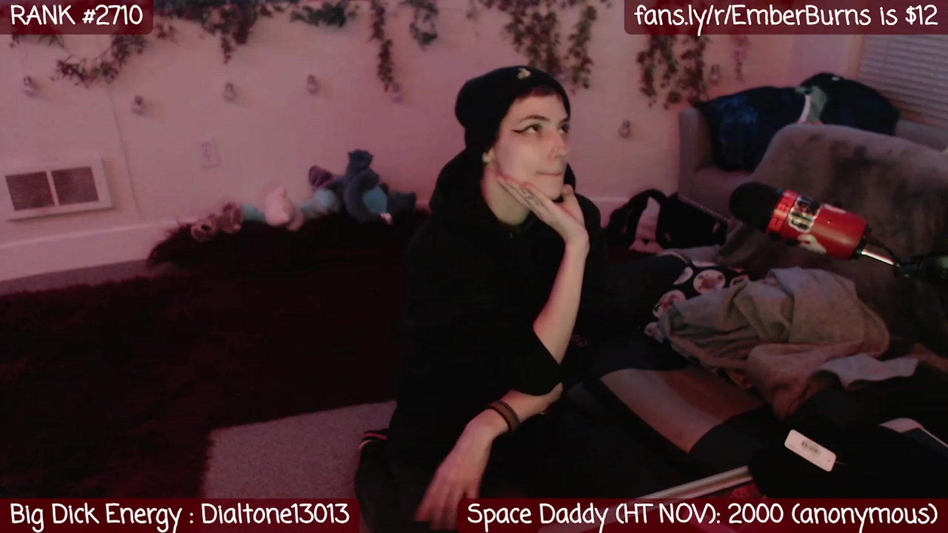Gallery image thumbnail from Emberburns's myfreecams stream on, 11/29/2022, 03:35 image 18 of 20