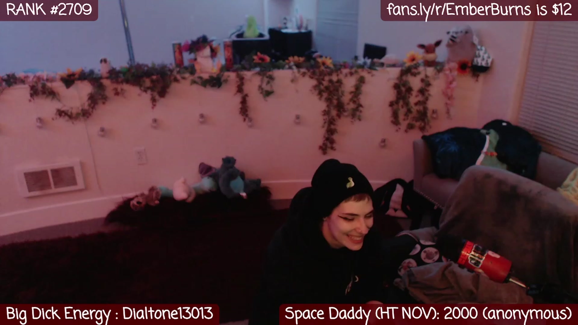 Gallery image thumbnail from Emberburns's myfreecams stream on, 11/29/2022, 03:35 image 17 of 20