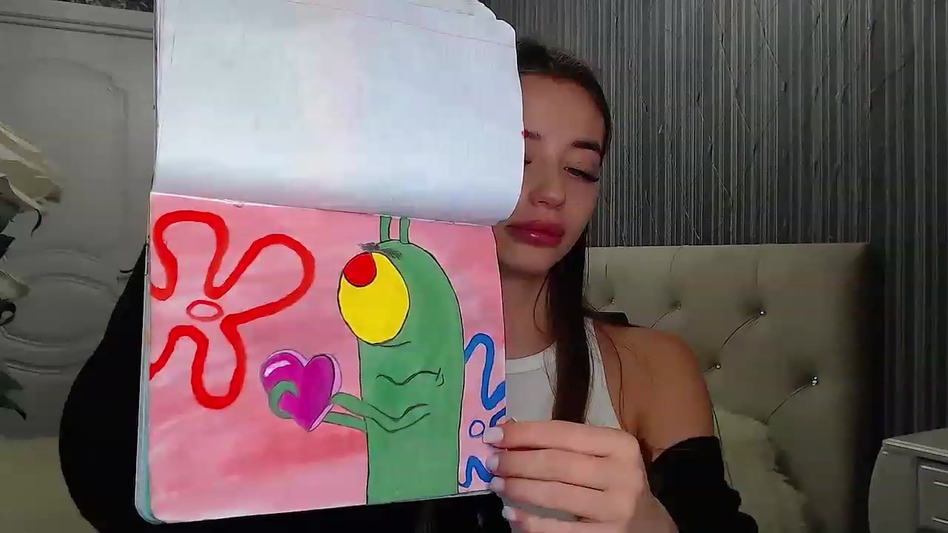 Gallery image thumbnail from EmeraldLilyyy's myfreecams stream on, 12/04/2022, 10:22 image 8 of 20