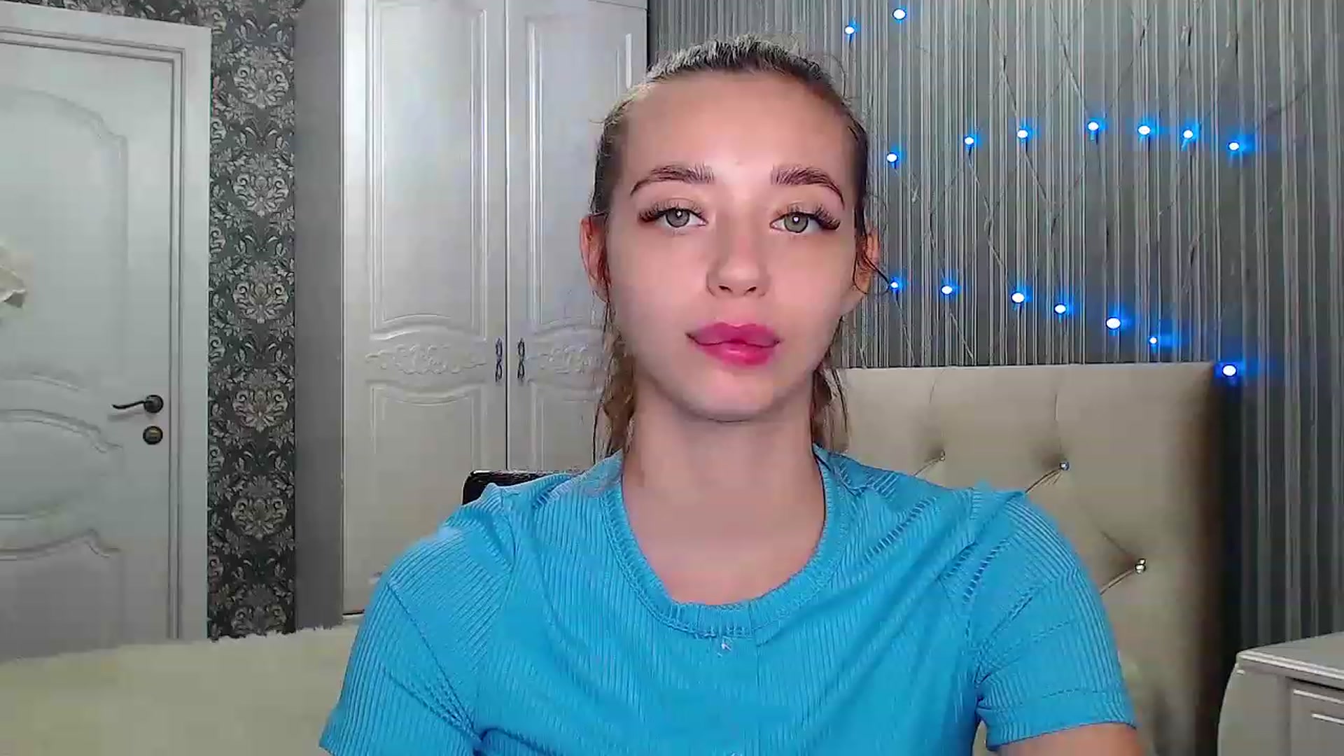 Gallery image thumbnail from EmeraldLilyyy's myfreecams stream on, 12/07/2022, 13:59 image 18 of 20