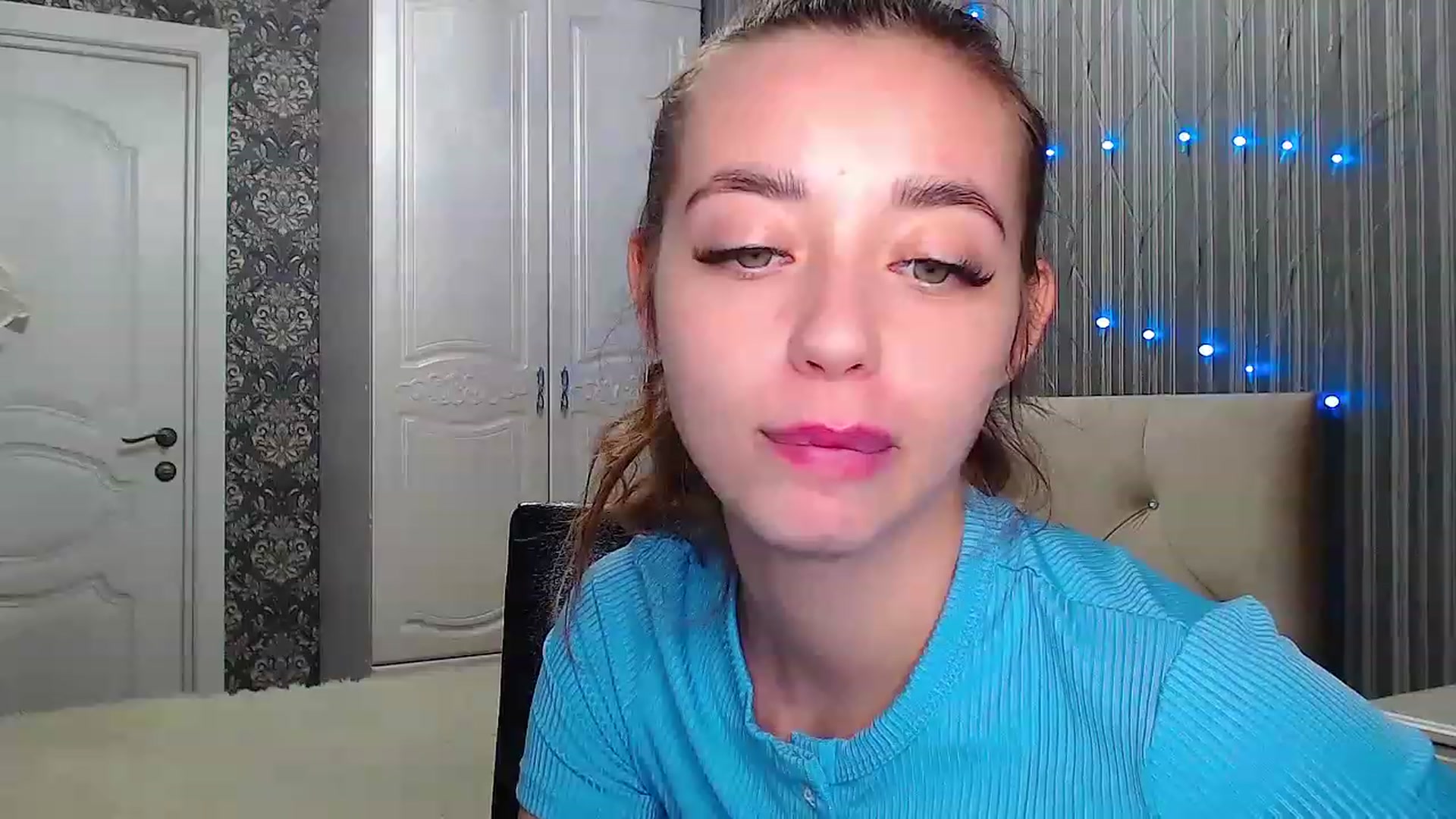 Gallery image thumbnail from EmeraldLilyyy's myfreecams stream on, 12/07/2022, 13:59 image 20 of 20