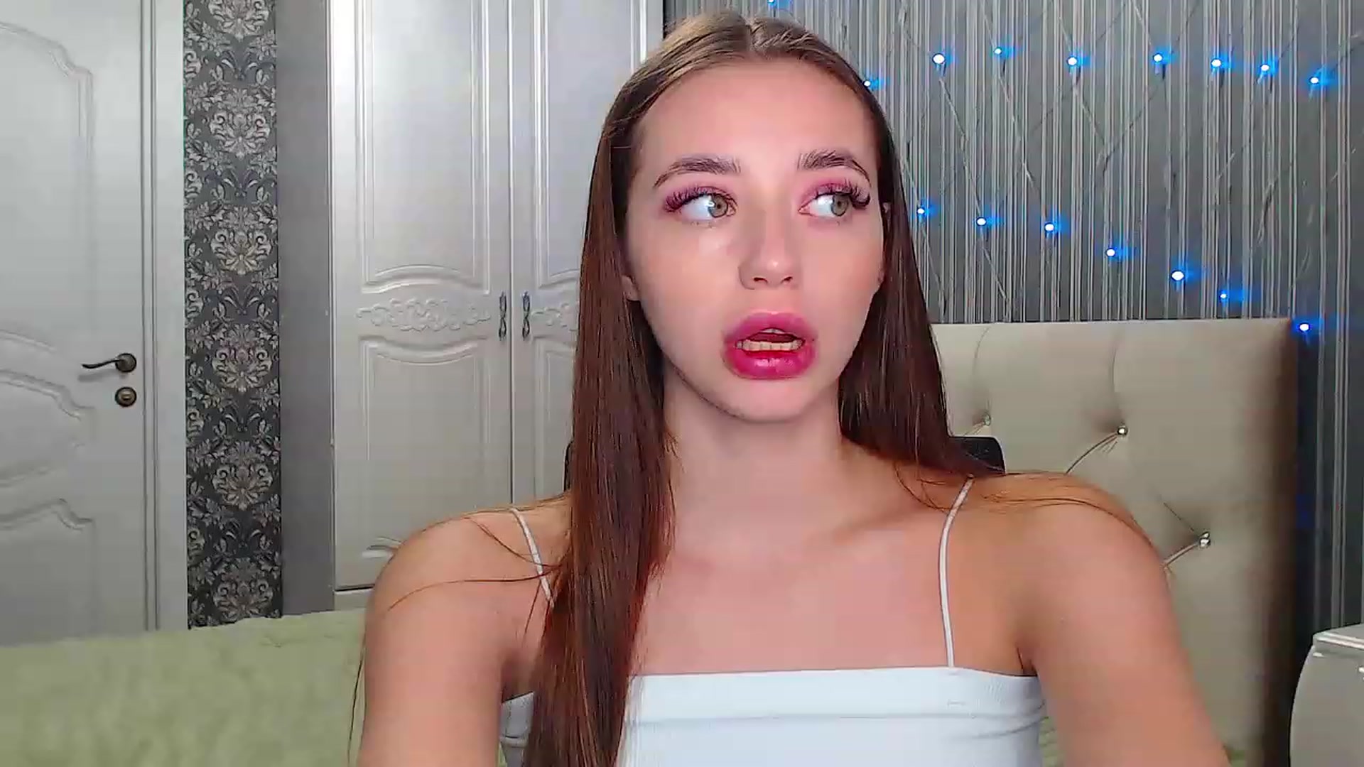 Gallery image thumbnail from EmeraldLilyyy's myfreecams stream on, 12/09/2022, 07:52 image 3 of 20