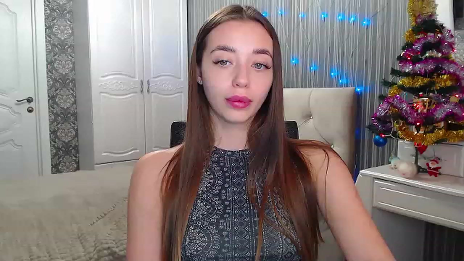 Gallery image thumbnail from EmeraldLilyyy's myfreecams stream on, 12/28/2022, 08:24 image 16 of 20