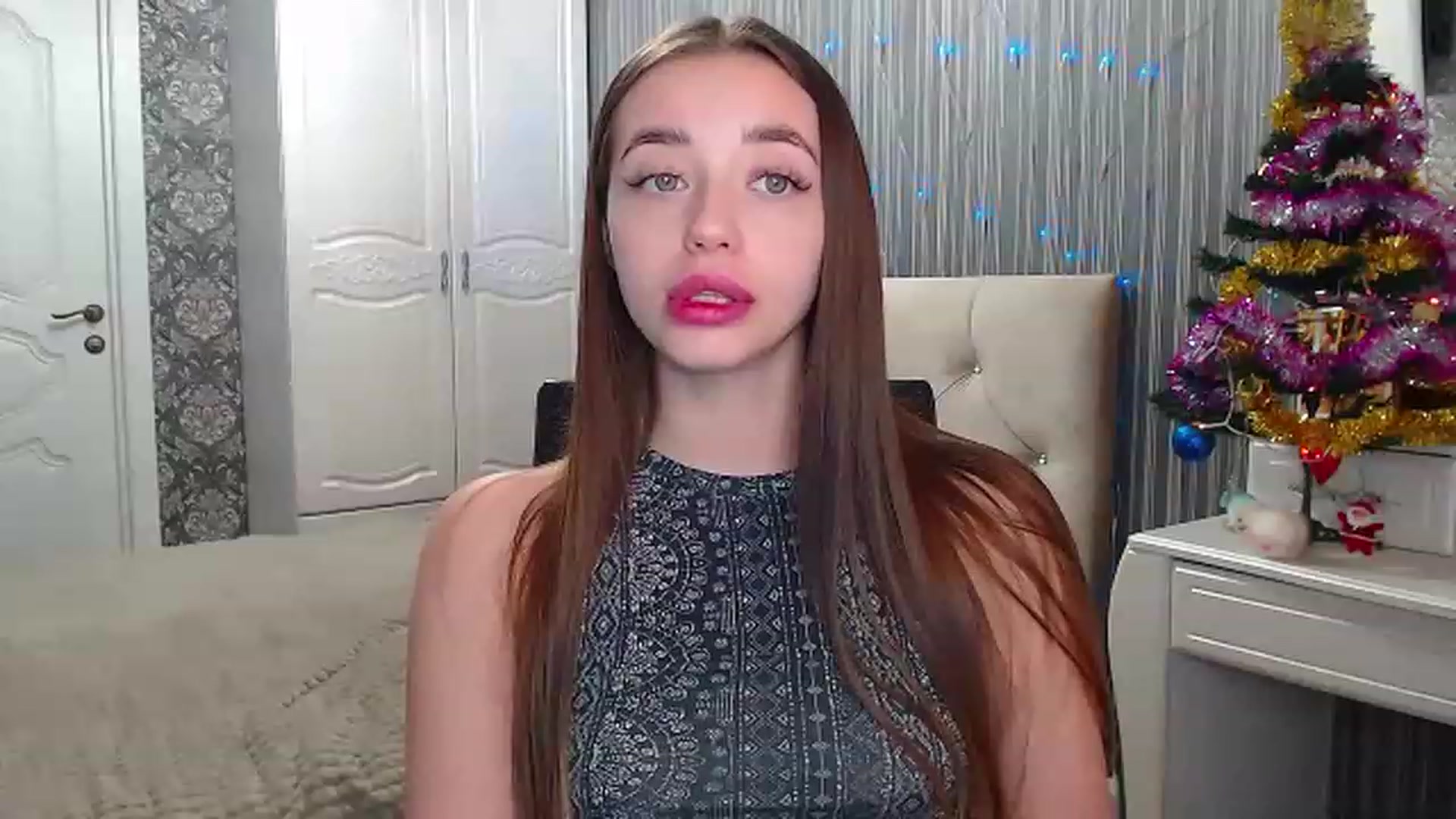 Gallery image thumbnail from EmeraldLilyyy's myfreecams stream on, 12/28/2022, 08:24 image 11 of 20