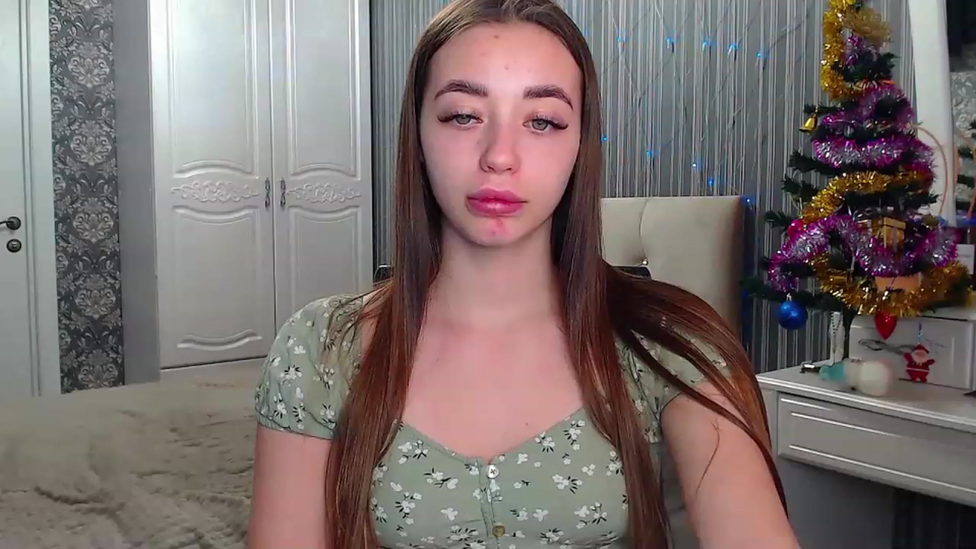Gallery image thumbnail from EmeraldLilyyy's myfreecams stream on, 01/09/2023, 09:46 image 16 of 20